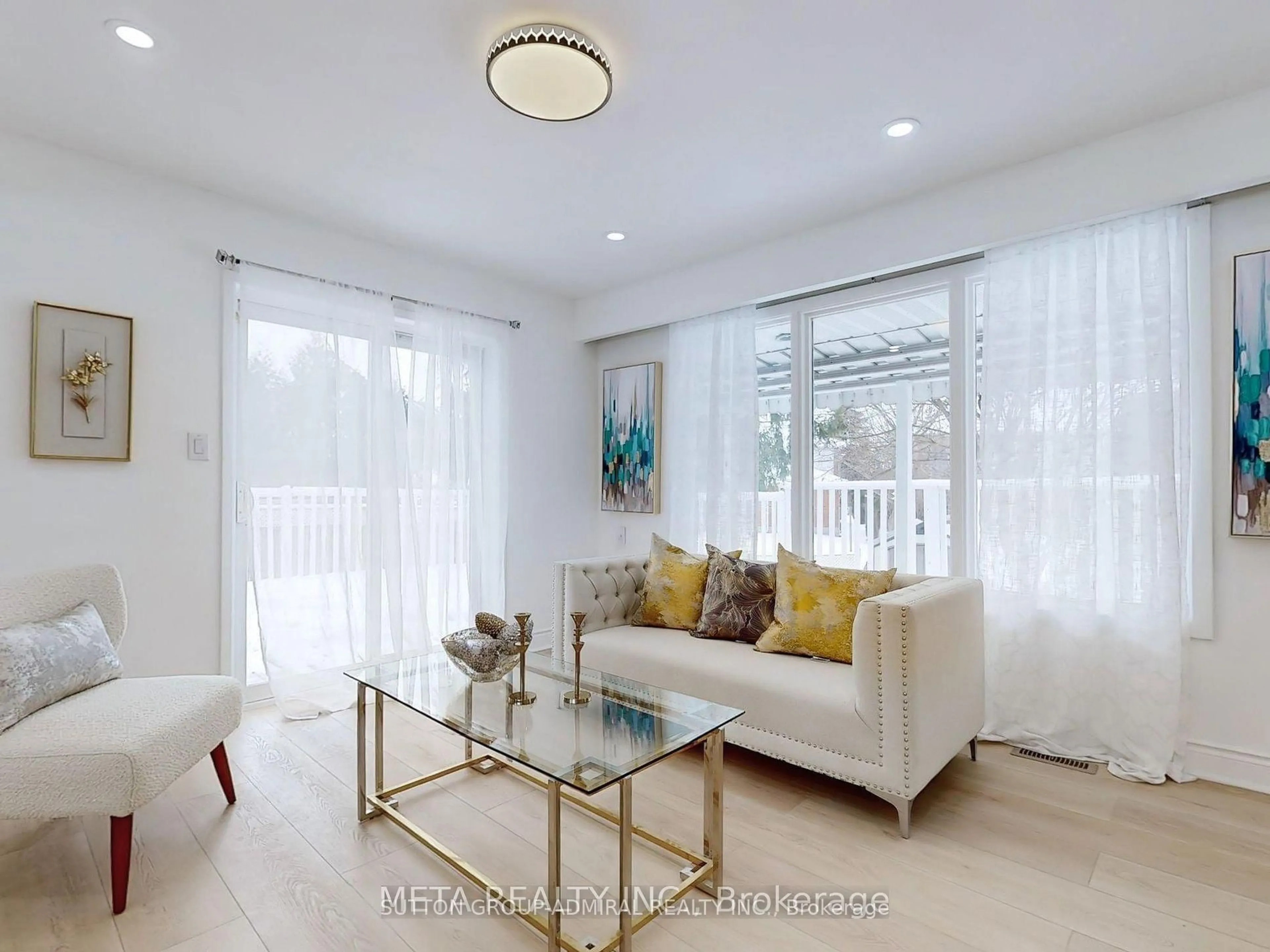 Living room with furniture, unknown for 696 JASMINE Cres, Oshawa Ontario L1G 3C3