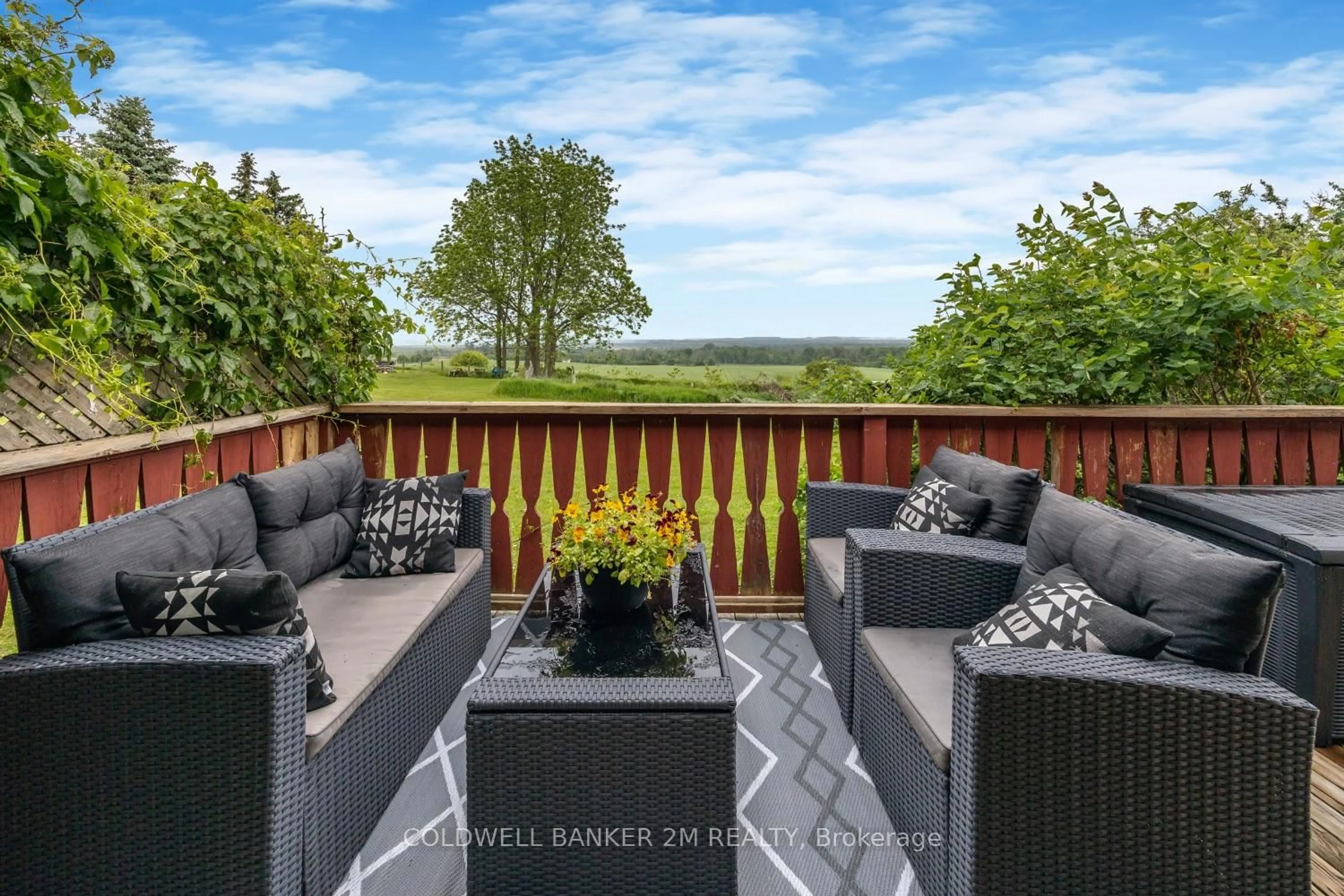 Patio, water/lake/river/ocean view for 12855 Old Simcoe Rd, Scugog Ontario L9L 1B3