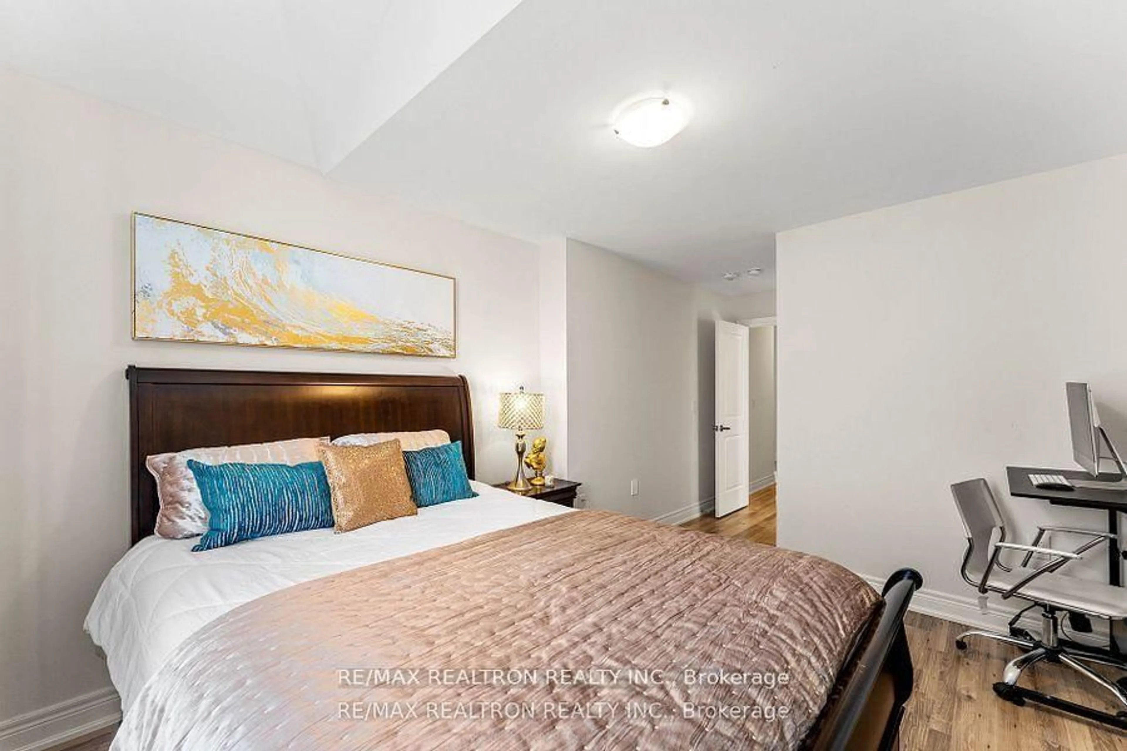 Bedroom with bed, wood/laminate floor for 2657 Sapphire Dr, Pickering Ontario L1X 0G6