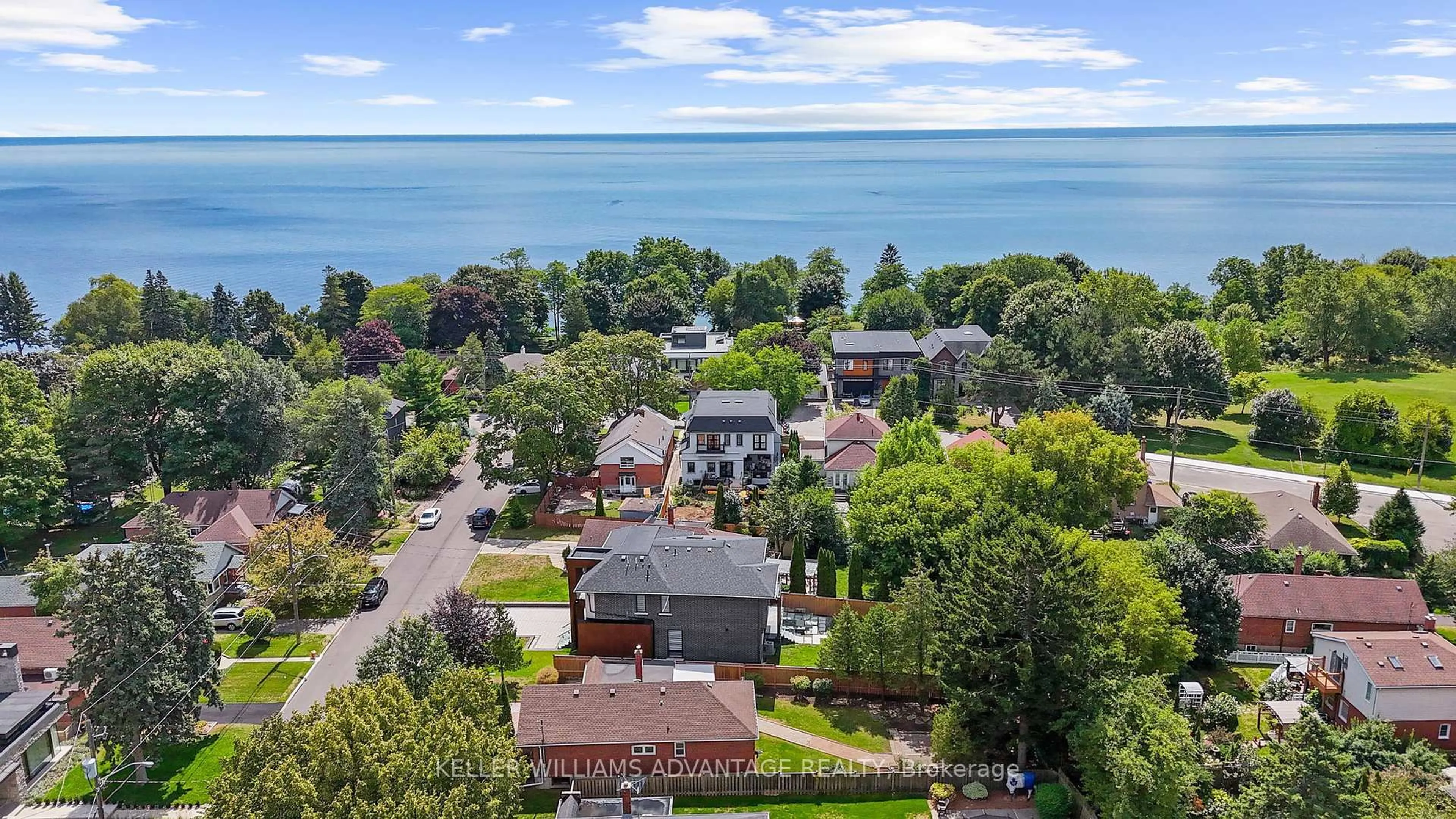 A pic from outside/outdoor area/front of a property/back of a property/a pic from drone, water/lake/river/ocean view for 6 Birchlawn Ave, Toronto Ontario M1N 1H9
