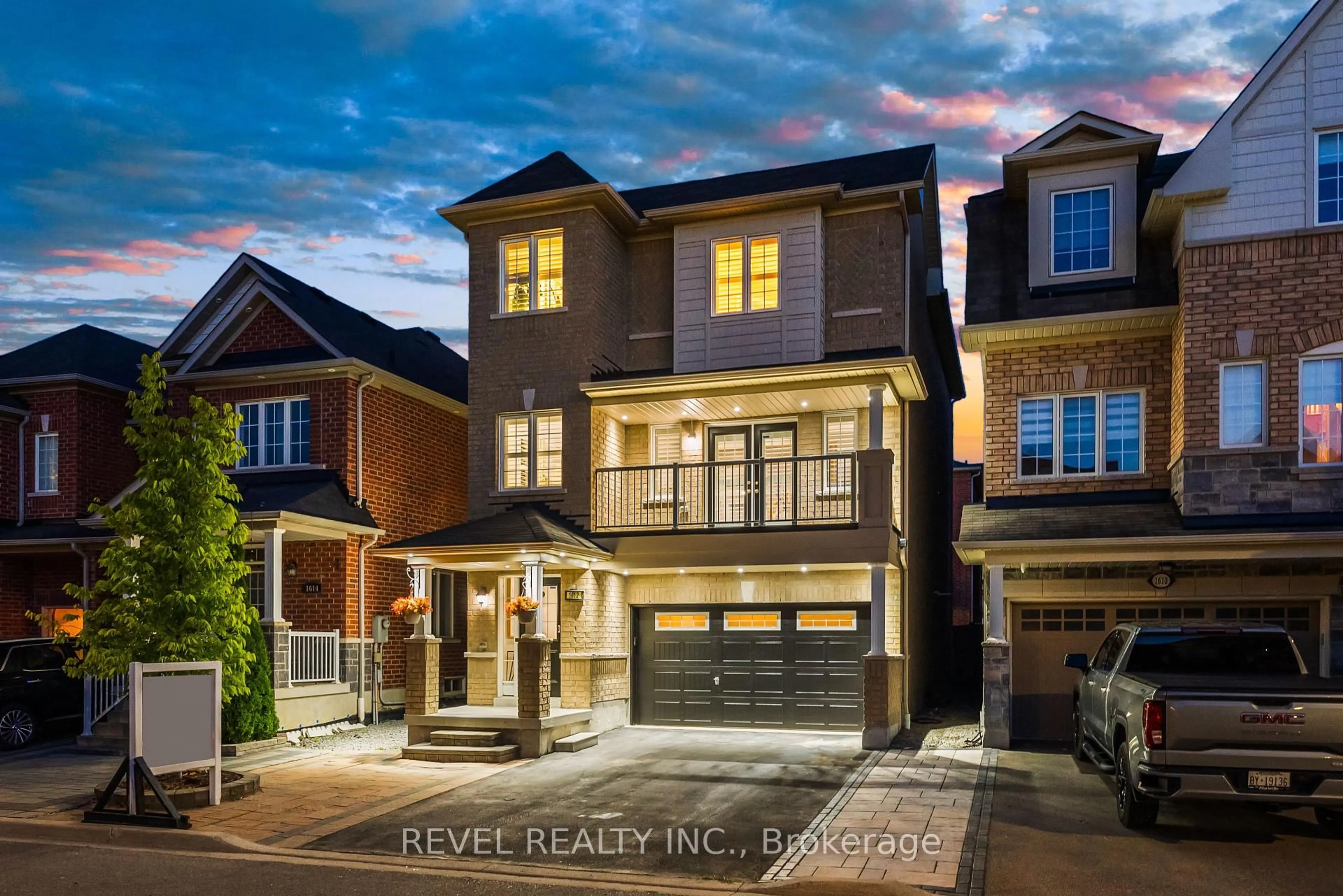 Home with brick exterior material, street for 1612 Winville Rd, Pickering Ontario L1X 0C7