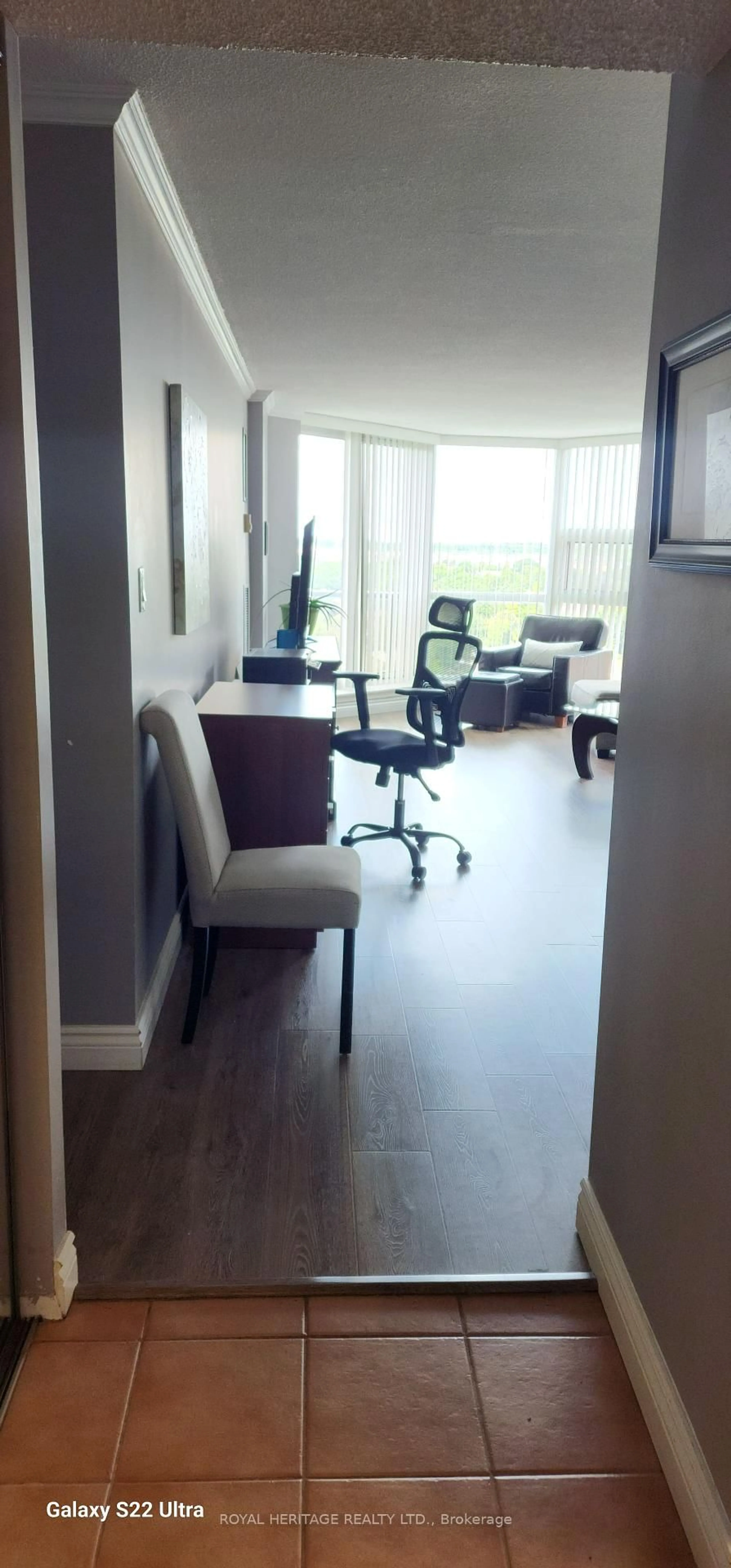 A pic of a room for 20 Dean Park Rd #1116, Toronto Ontario M1B 3G9