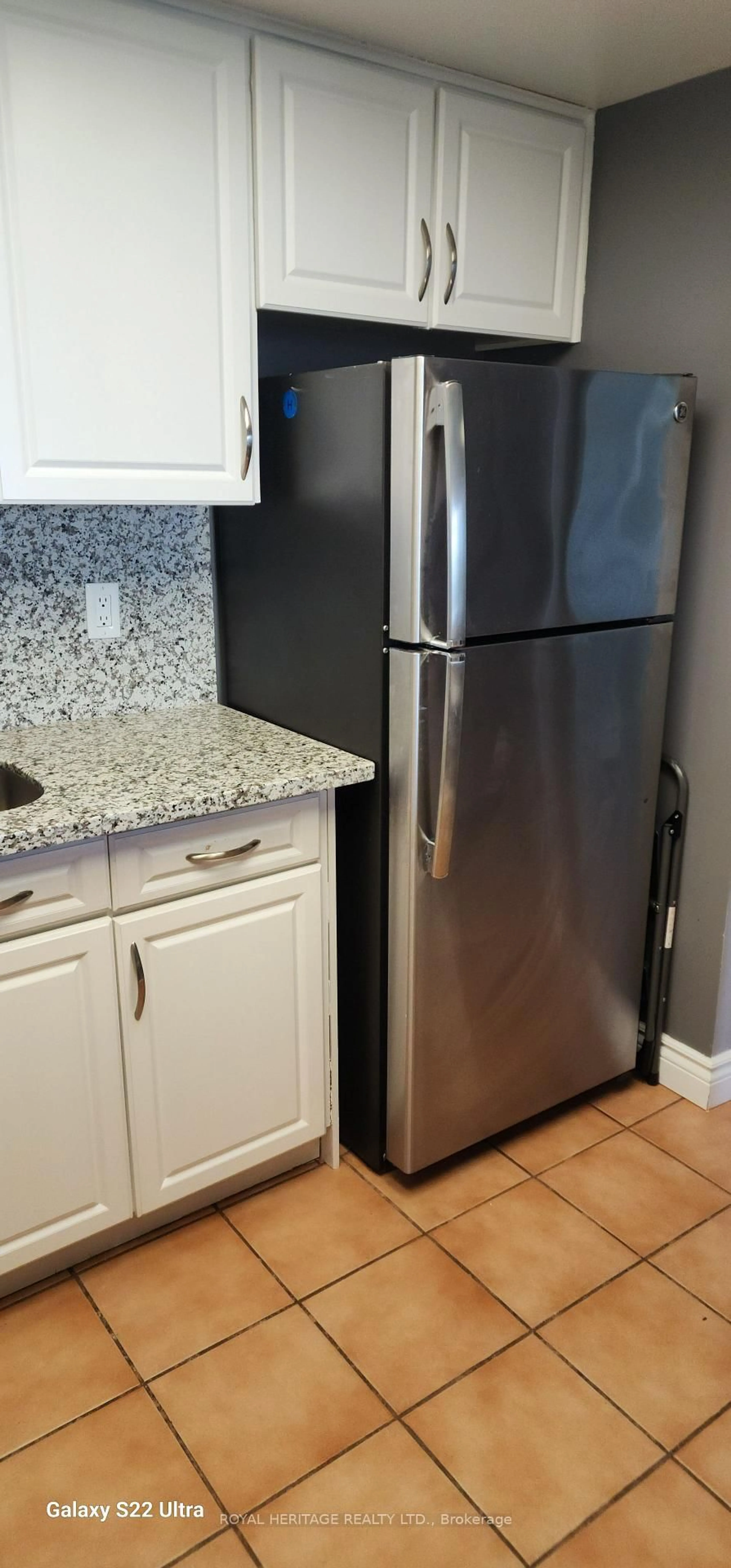 Standard kitchen, unknown for 20 Dean Park Rd #1116, Toronto Ontario M1B 3G9