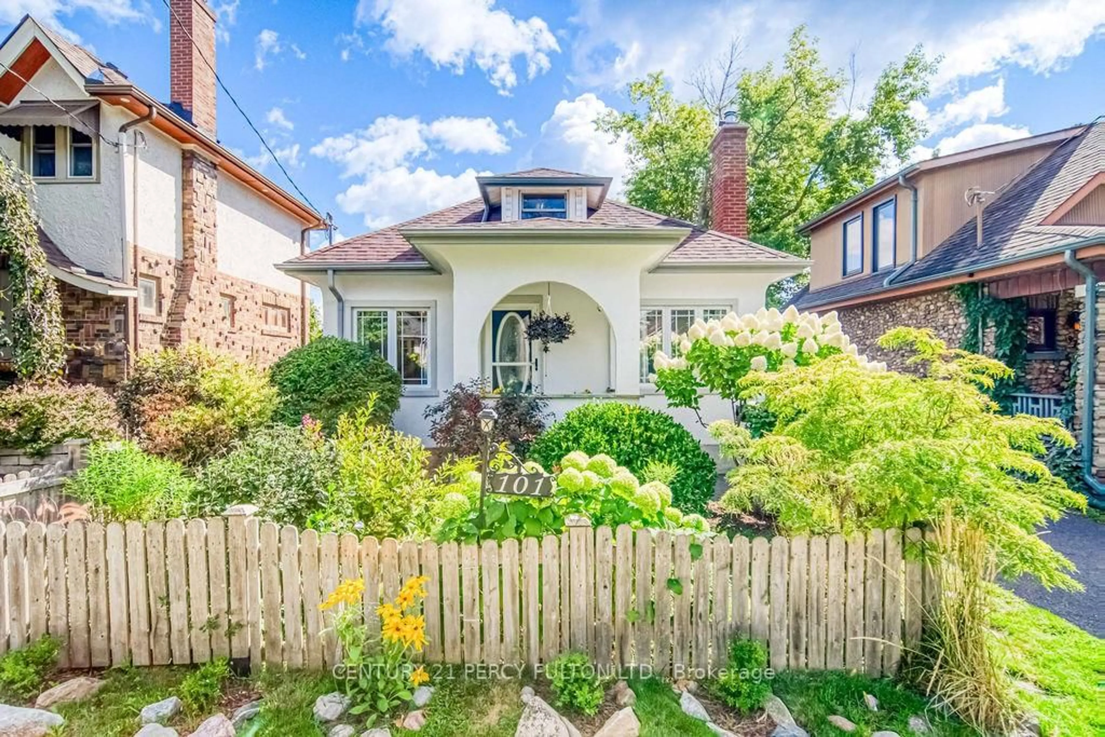 Unknown for 101 Roxborough Ave, Oshawa Ontario L1G 5W3