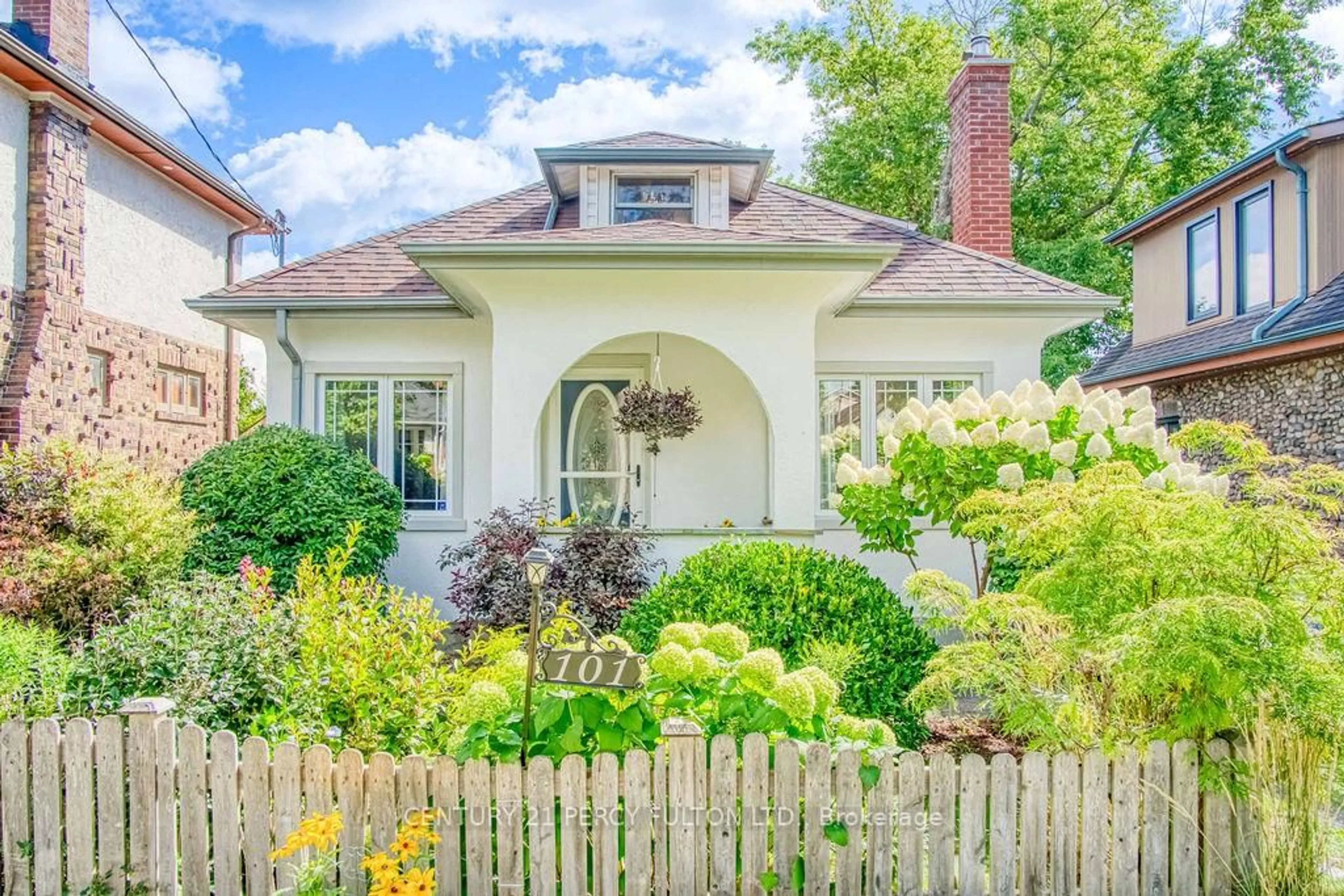 Unknown for 101 Roxborough Ave, Oshawa Ontario L1G 5W3