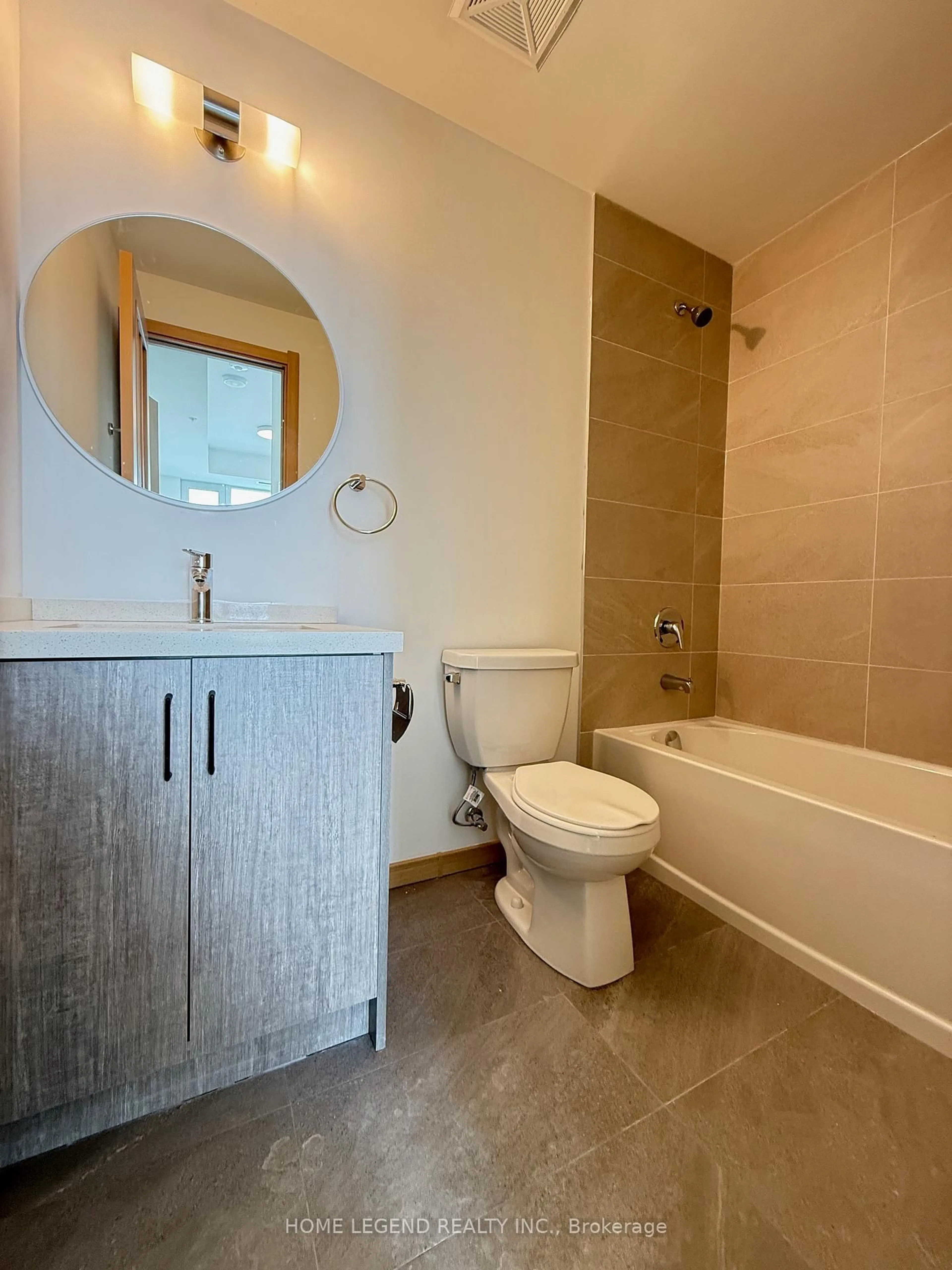Standard bathroom, ceramic/tile floor for 3429 Sheppard Ave #B309, Toronto Ontario M1T 0C2