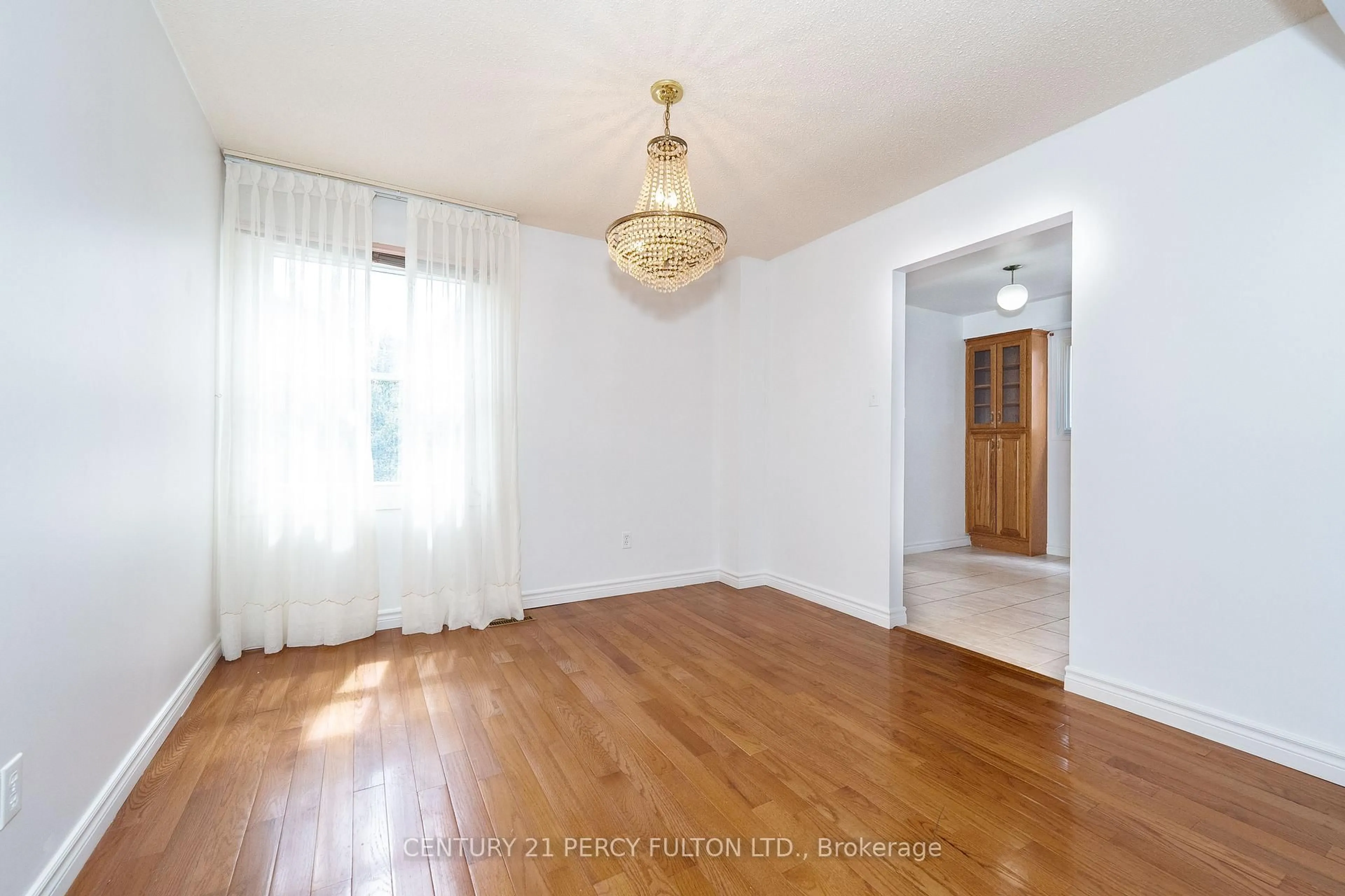 A pic of a room for 45 Whitley Castle Cres, Toronto Ontario M1V 2P5