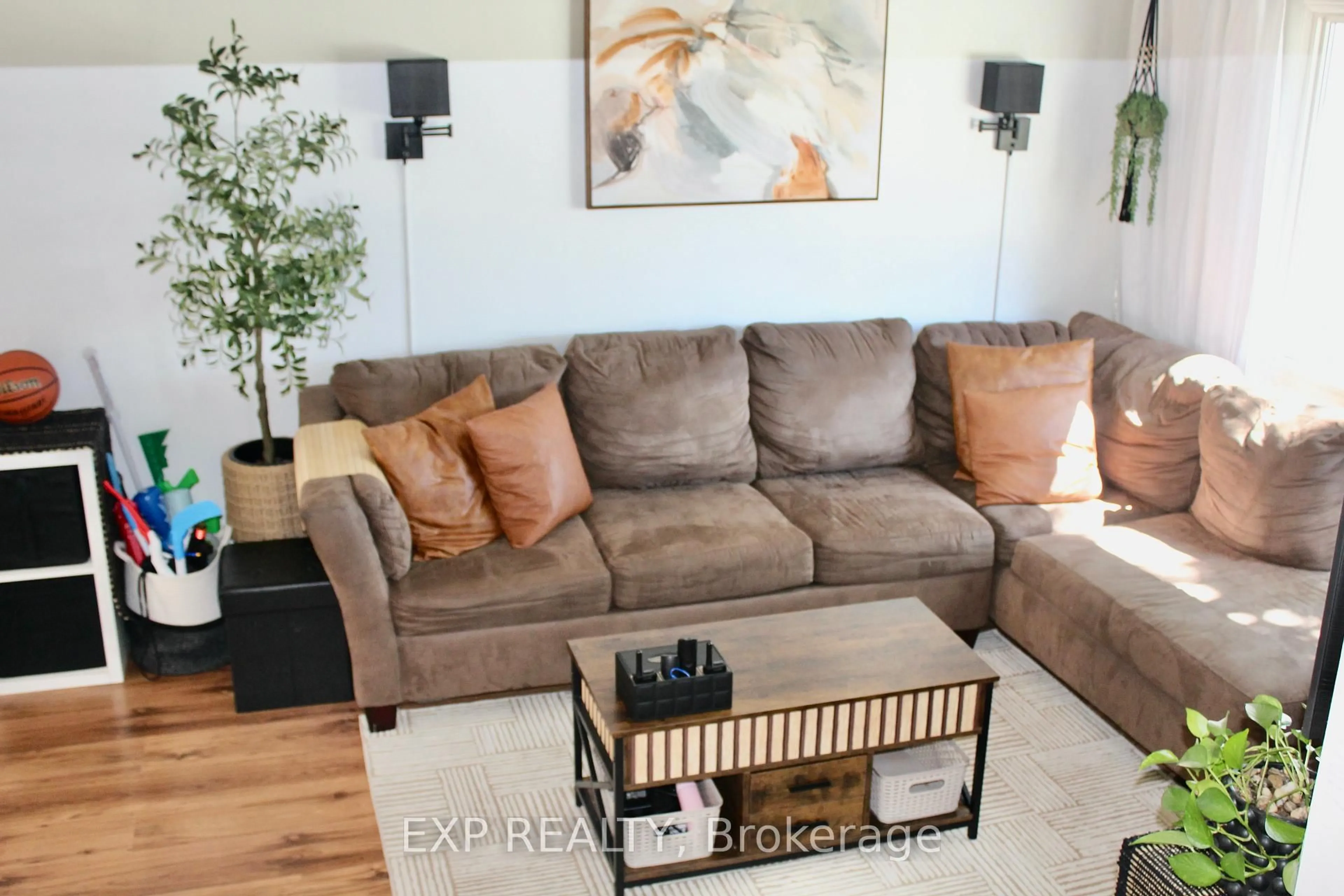 Living room with furniture, unknown for 611 Galahad Dr #66, Oshawa Ontario L1K 1M1