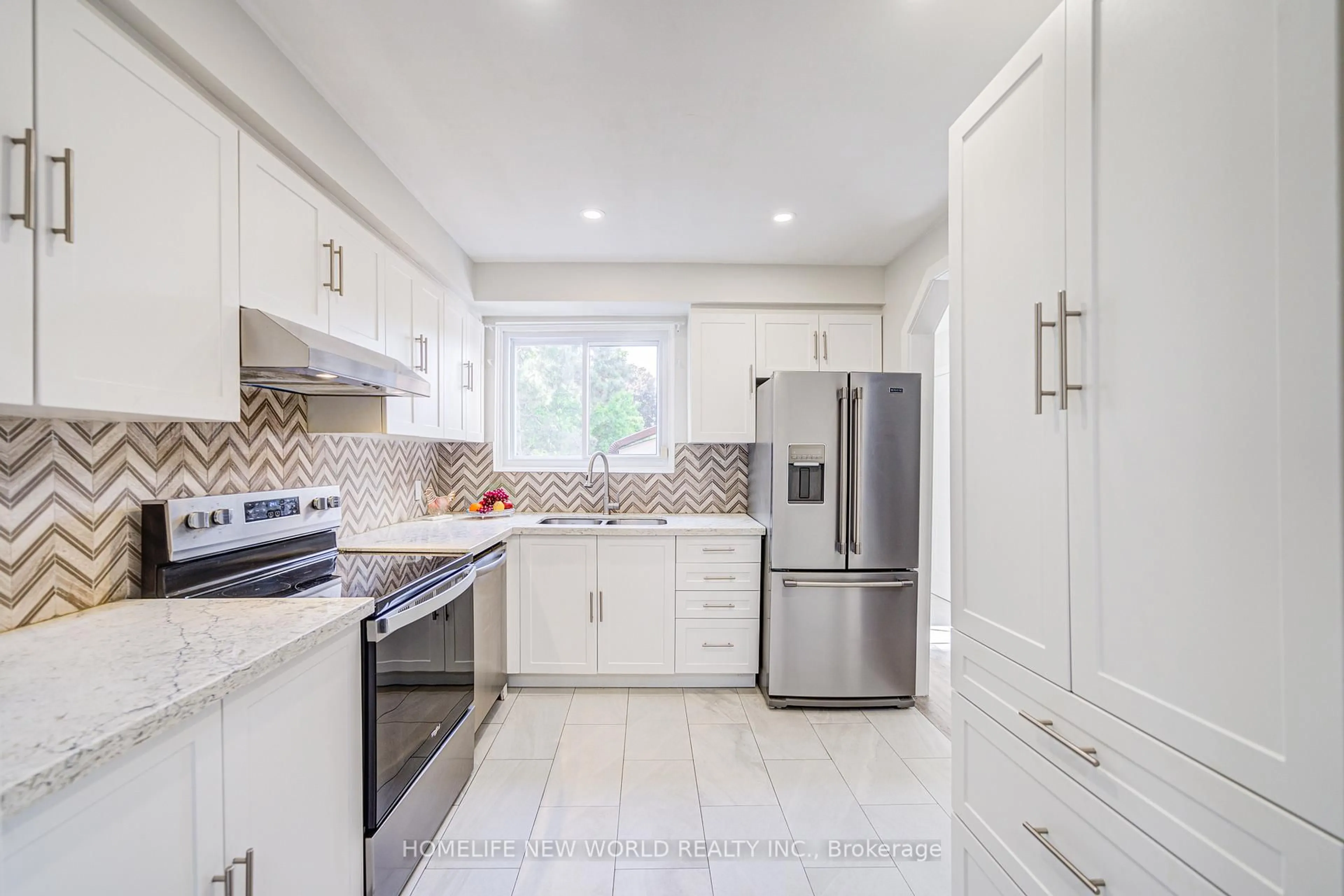 Unknown for 29 Puma Dr, Toronto Ontario M1V 1J7