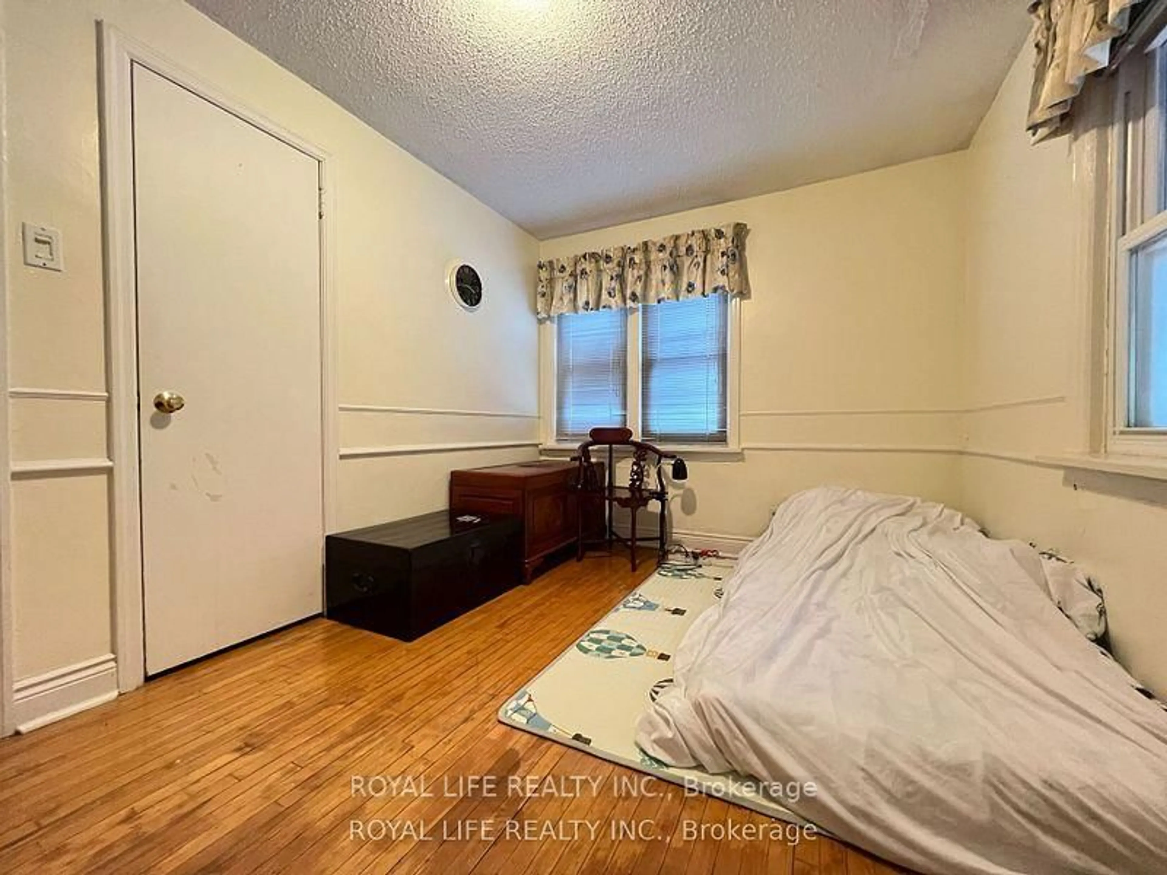 A pic of a room for 33 Agincourt Dr, Toronto Ontario M1S 1M5