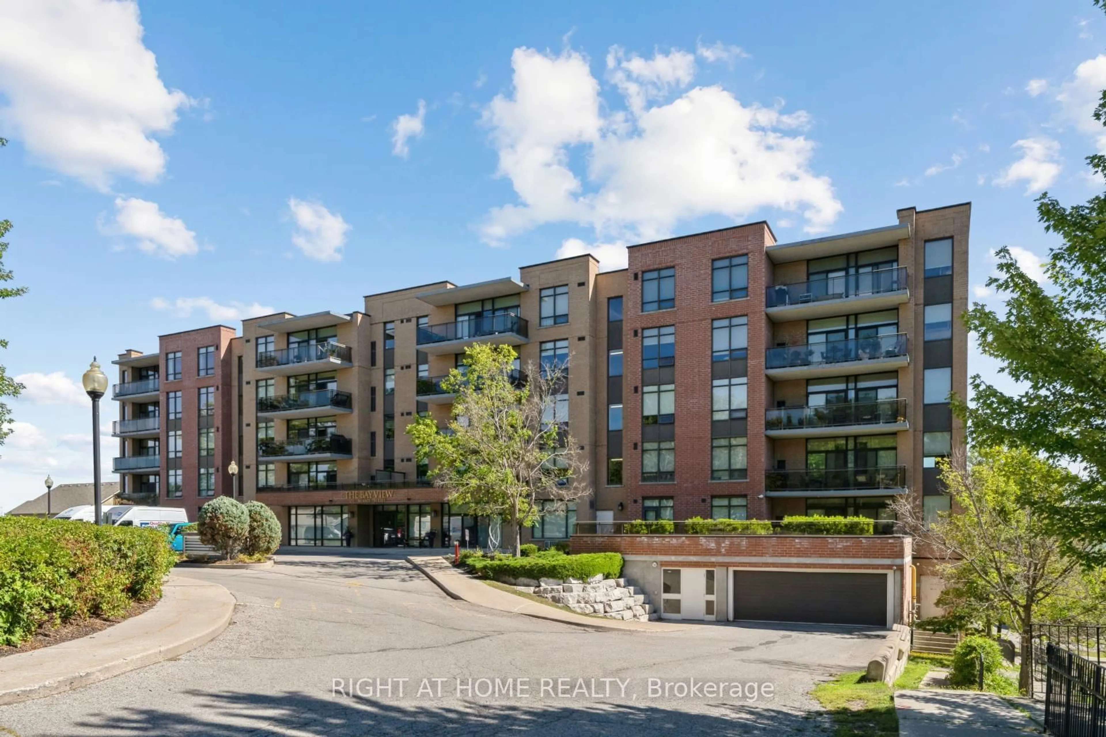 A pic from outside/outdoor area/front of a property/back of a property/a pic from drone, unknown for 171 Shanly St #205, Scugog Ontario L9L 0A3