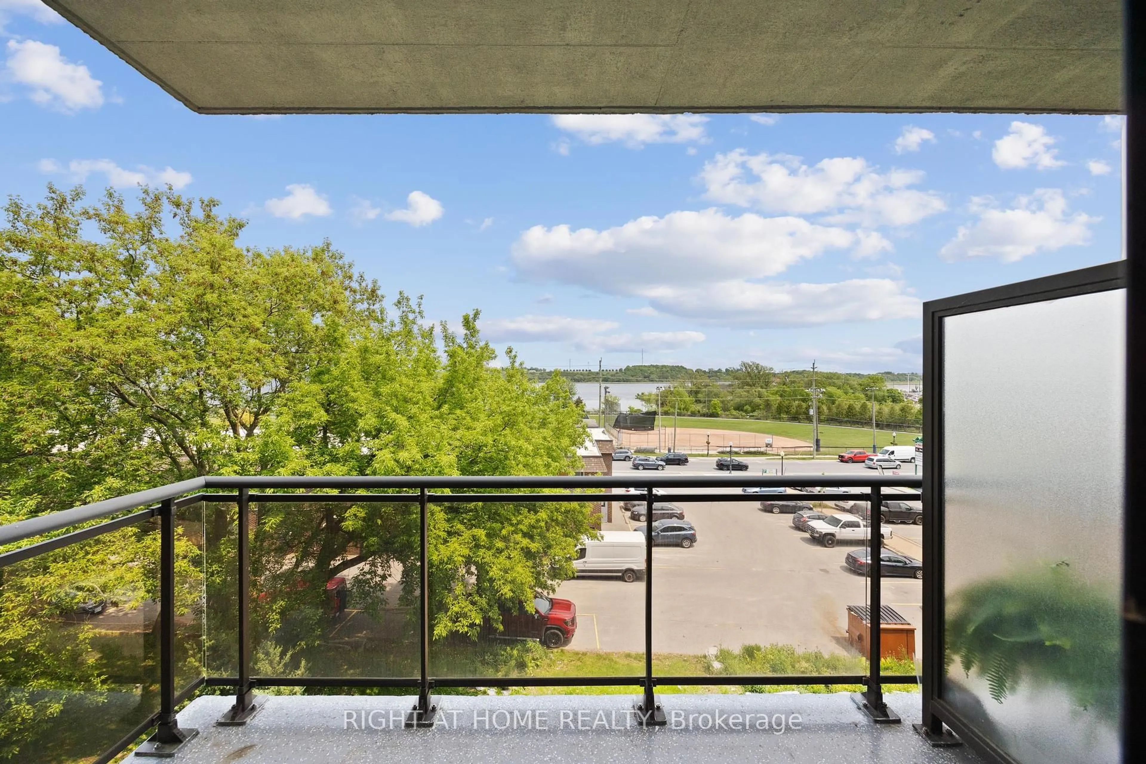 Balcony in the apartment, water/lake/river/ocean view for 171 Shanly St #205, Scugog Ontario L9L 0A3