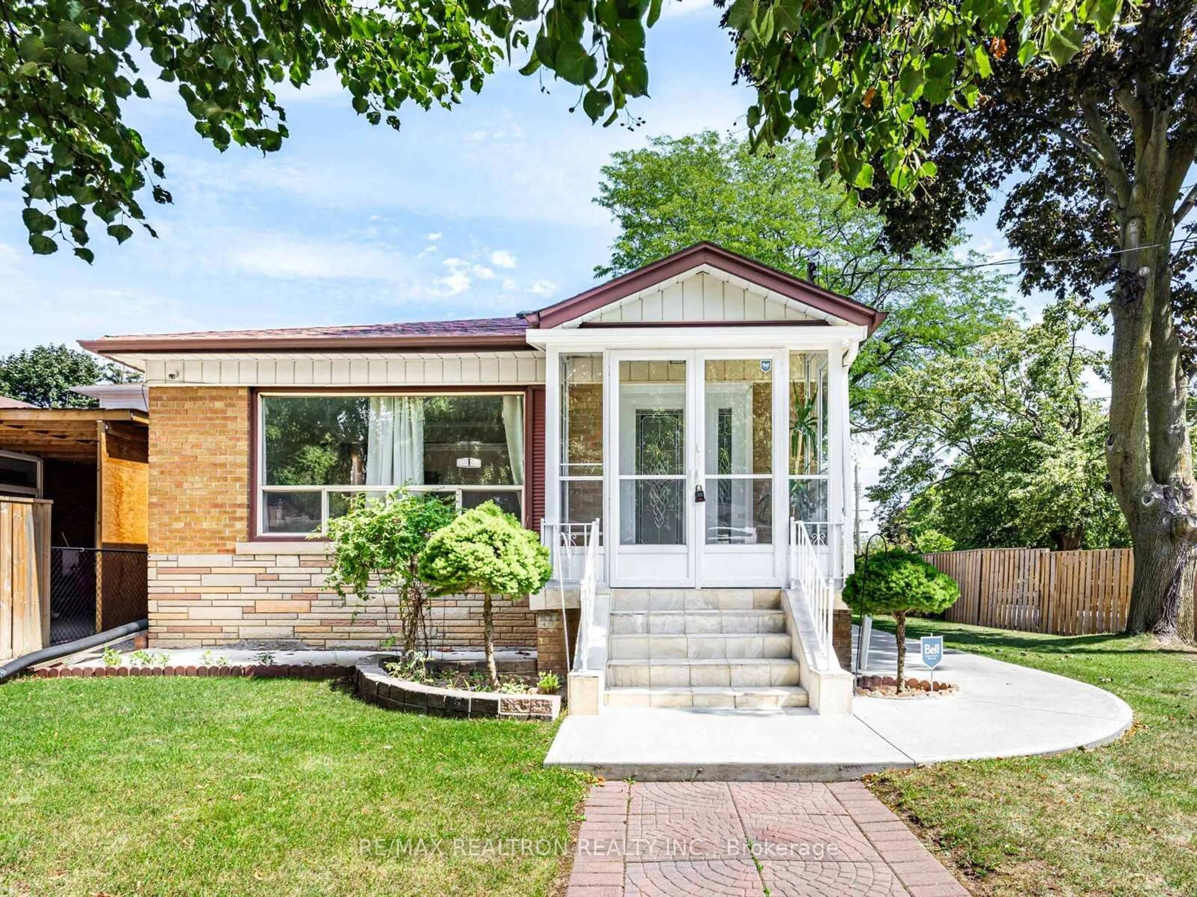 Home with brick exterior material, street for 25 Chandler Dr, Toronto Ontario M1G 1Z1