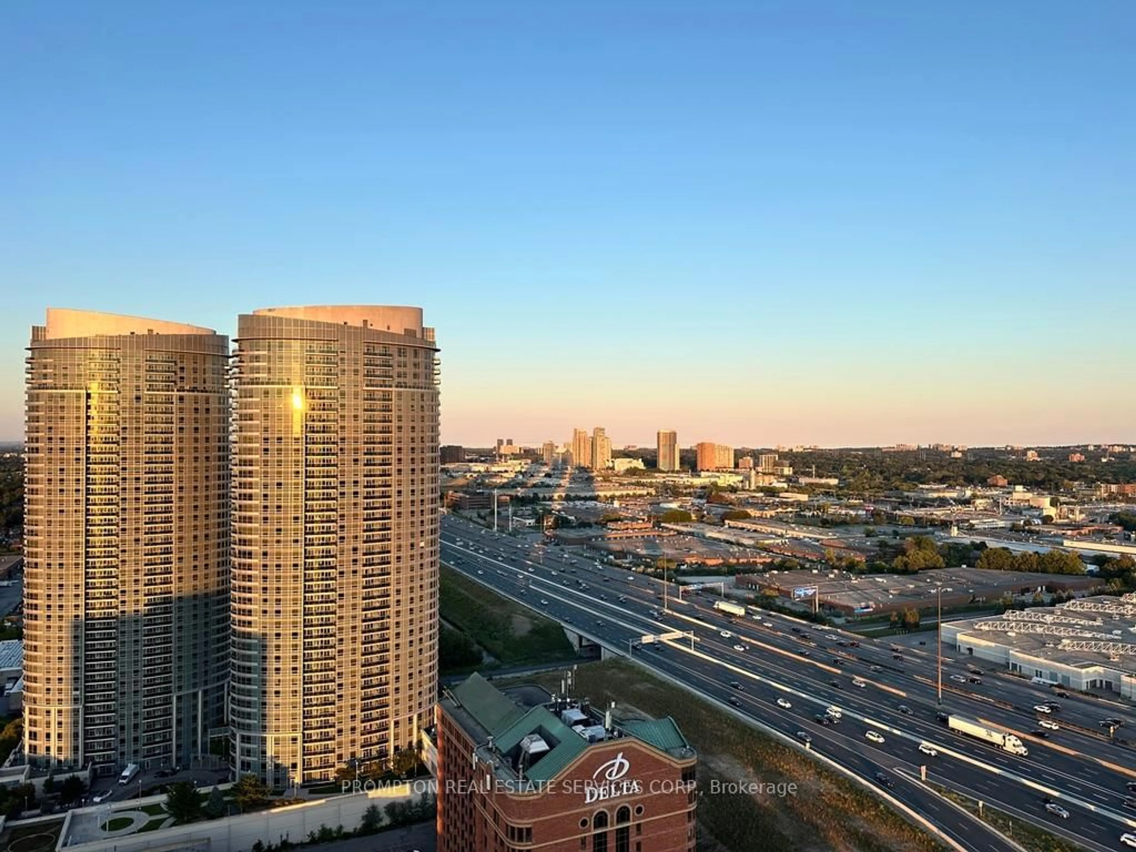 A pic from outside/outdoor area/front of a property/back of a property/a pic from drone, city buildings view from balcony for 2031 Kennedy Rd #3308, Toronto Ontario M1T 0B9