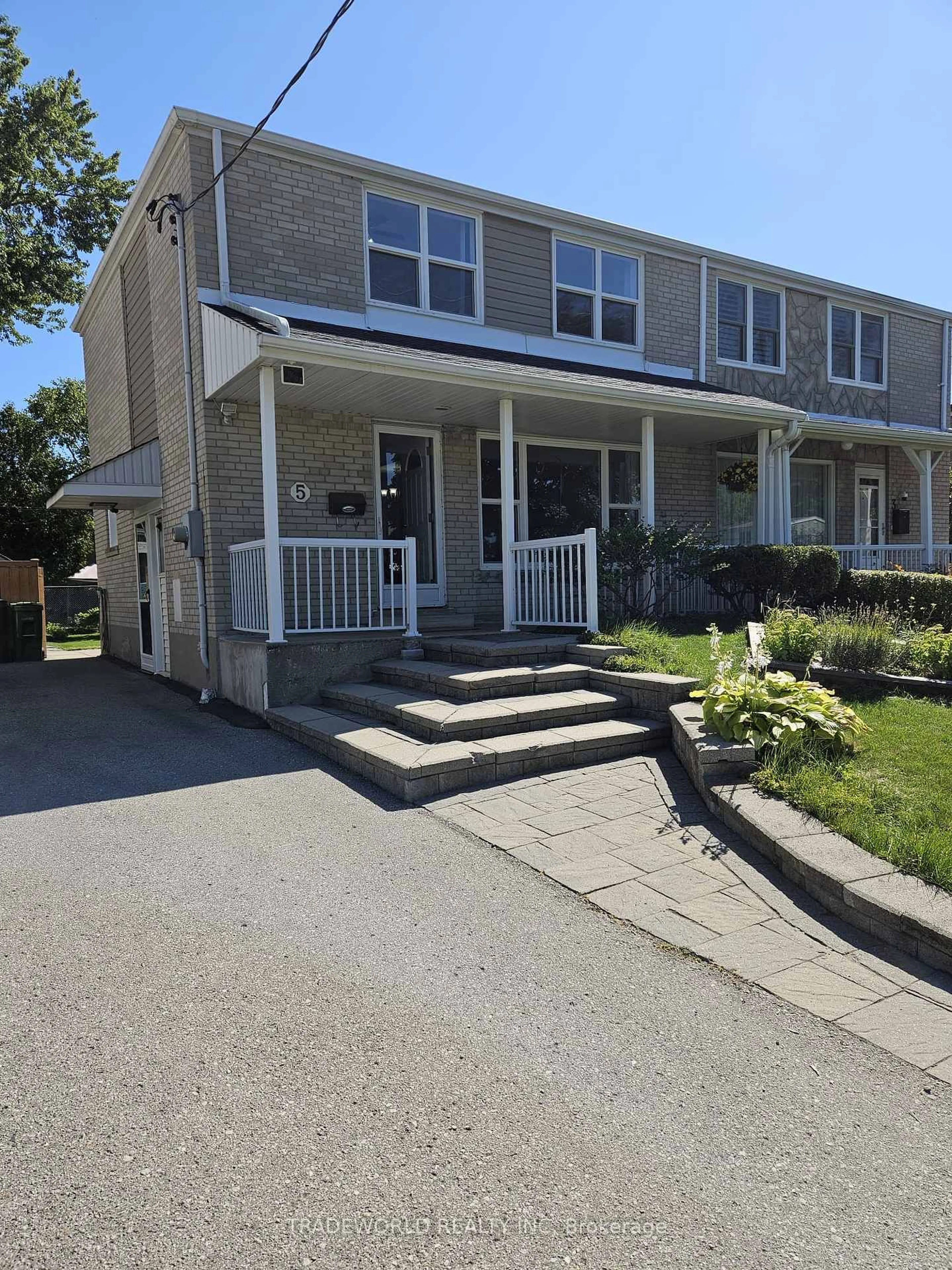 Unknown for 5 Woodfern Dr, Toronto Ontario M1K 2L2