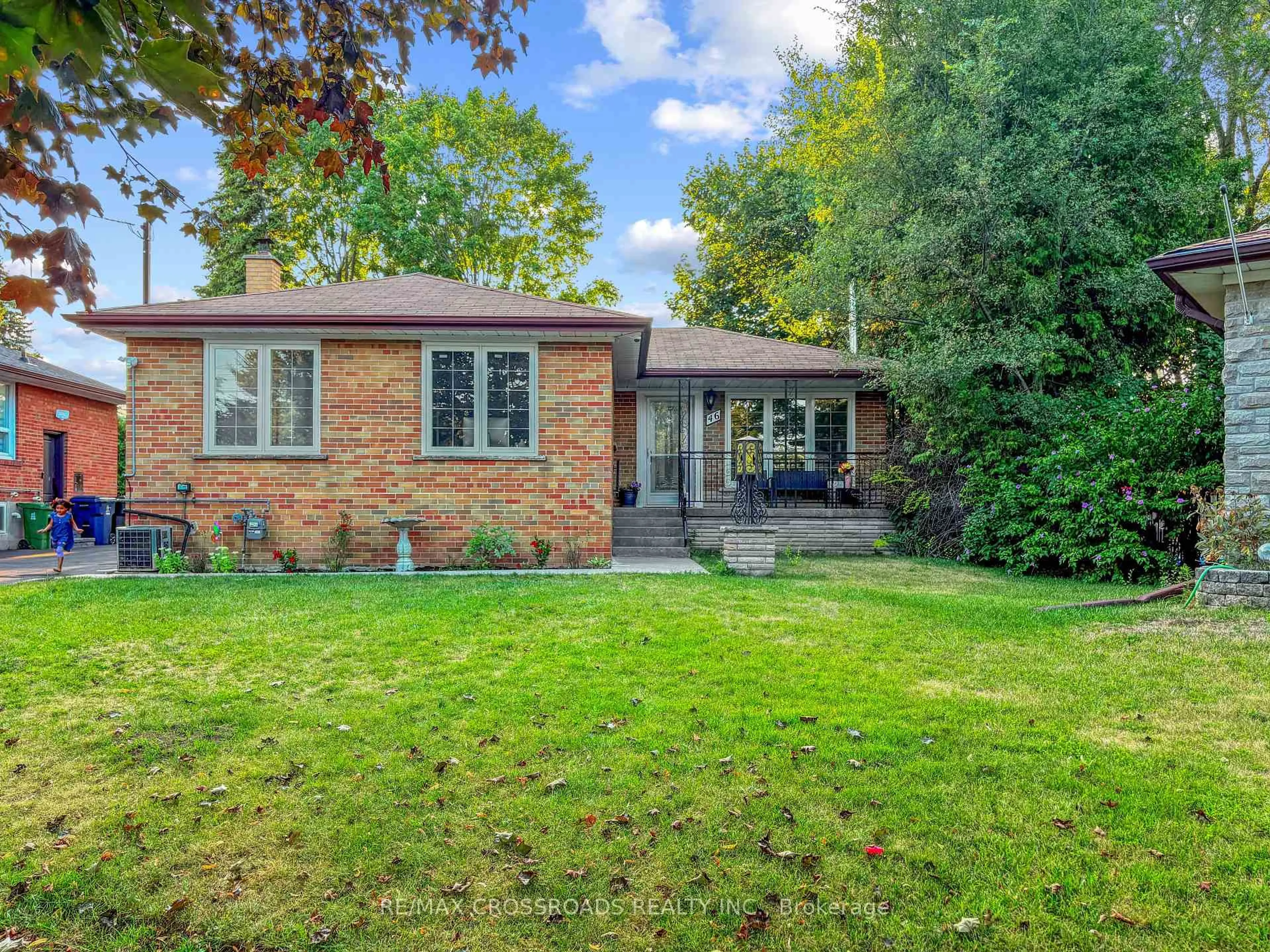 Home with brick exterior material, street for 46 Ronway Cres, Toronto Ontario M1J 2S2