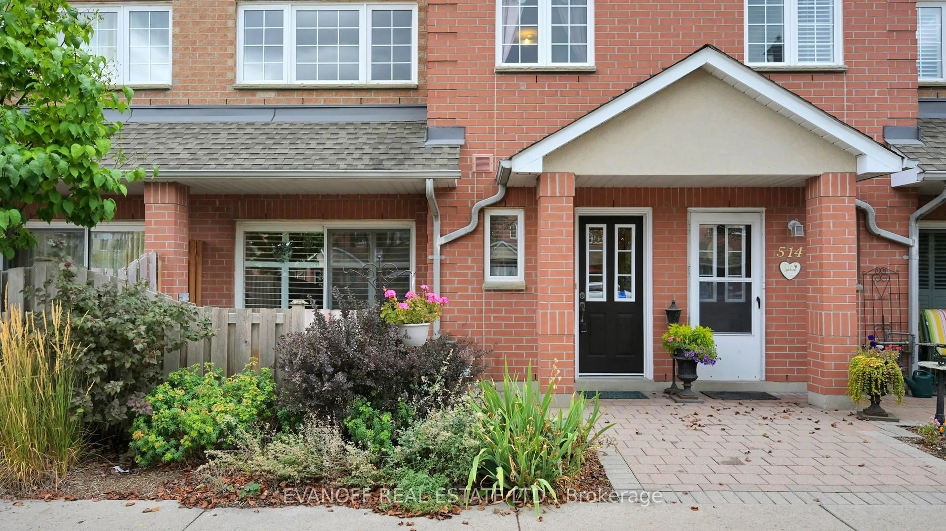 Home with brick exterior material, street for 1400 The Esplanade #515, Pickering Ontario L1V 6V2