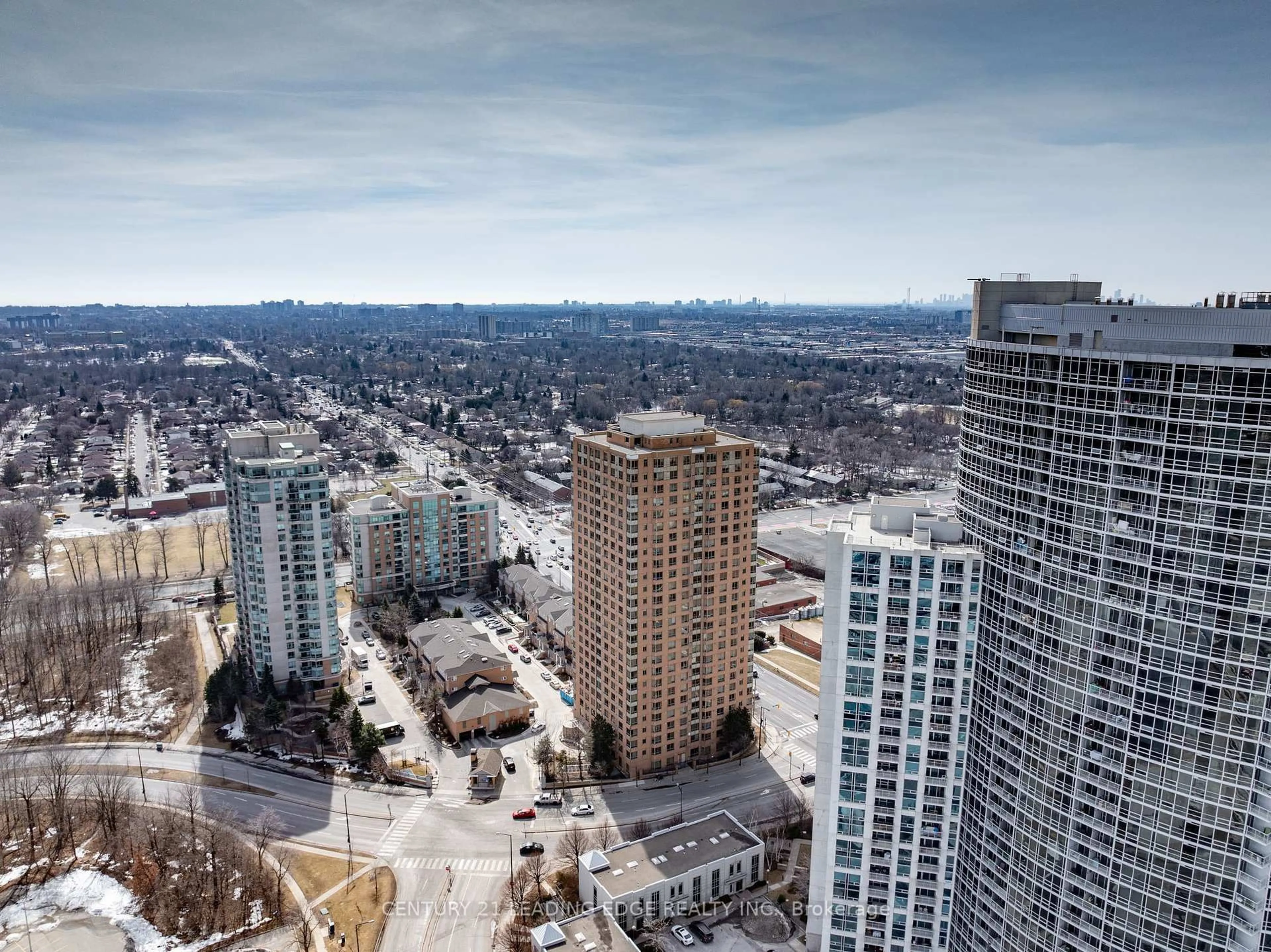 A pic from outside/outdoor area/front of a property/back of a property/a pic from drone, city buildings view from balcony for 115 Omni Dr #1509, Toronto Ontario M1P 5B4