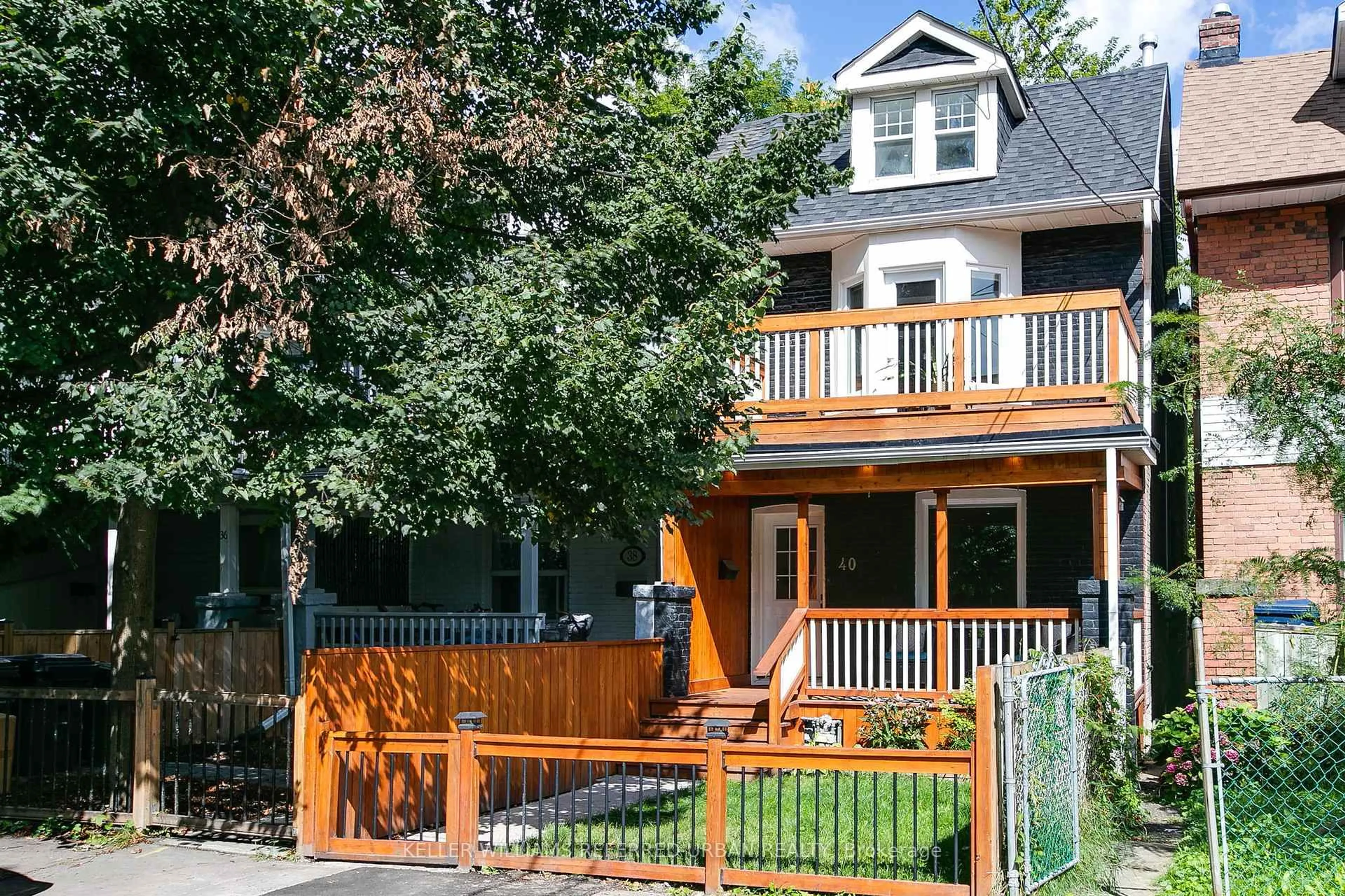 Unknown for 40 Mallon Ave, Toronto Ontario M4M 1P8
