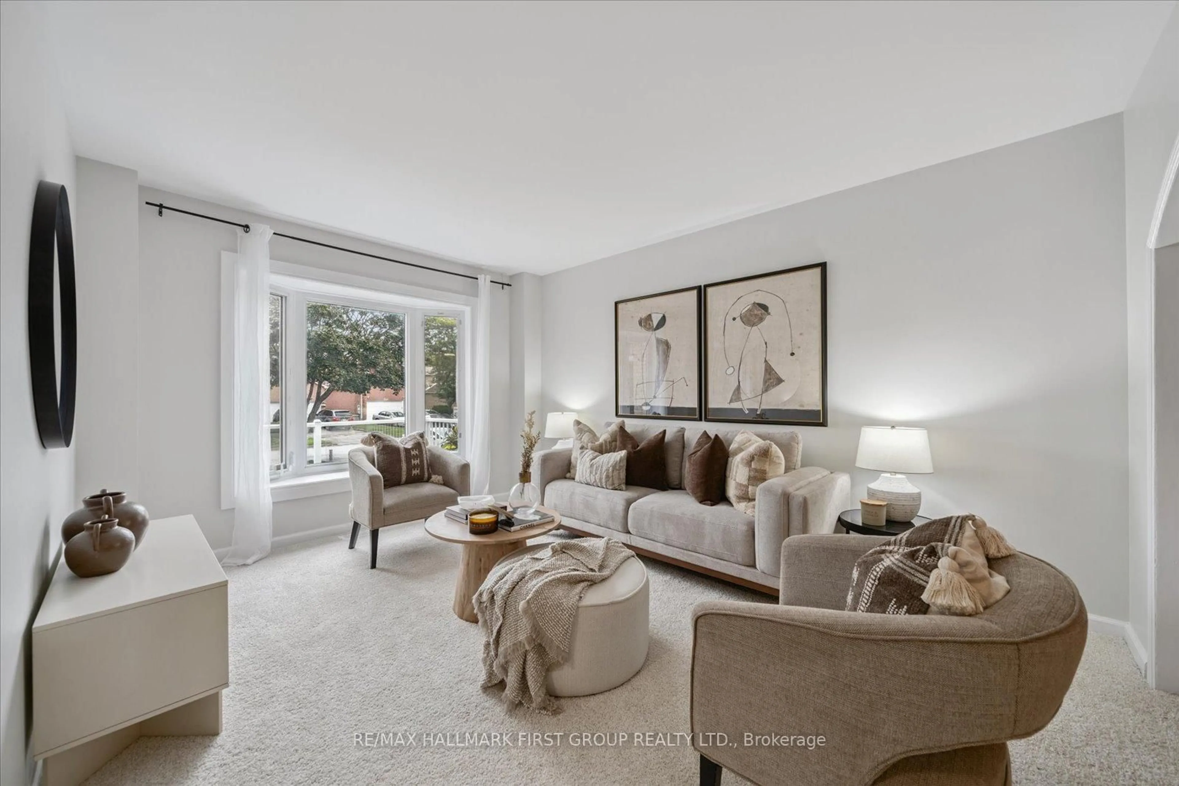 Living room with furniture, unknown for 2362 Strathmore Cres, Pickering Ontario L1X 2B9