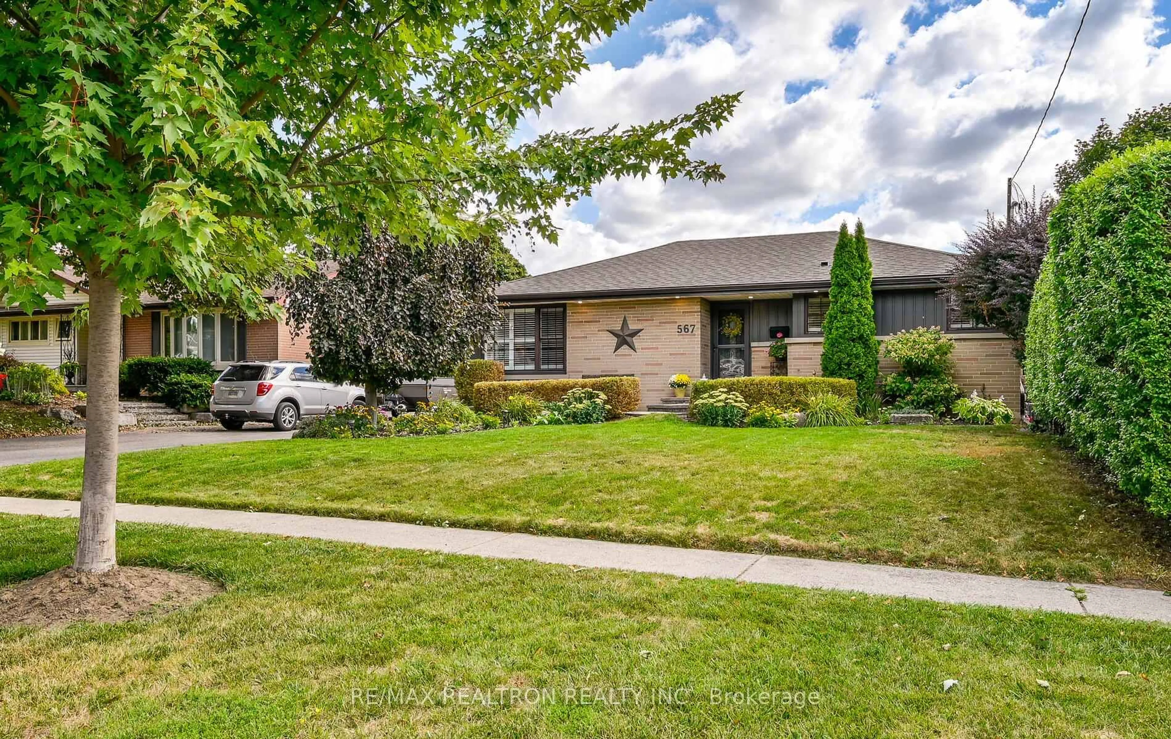 Unknown for 567 Fernhill Blvd, Oshawa Ontario L1J 5J9