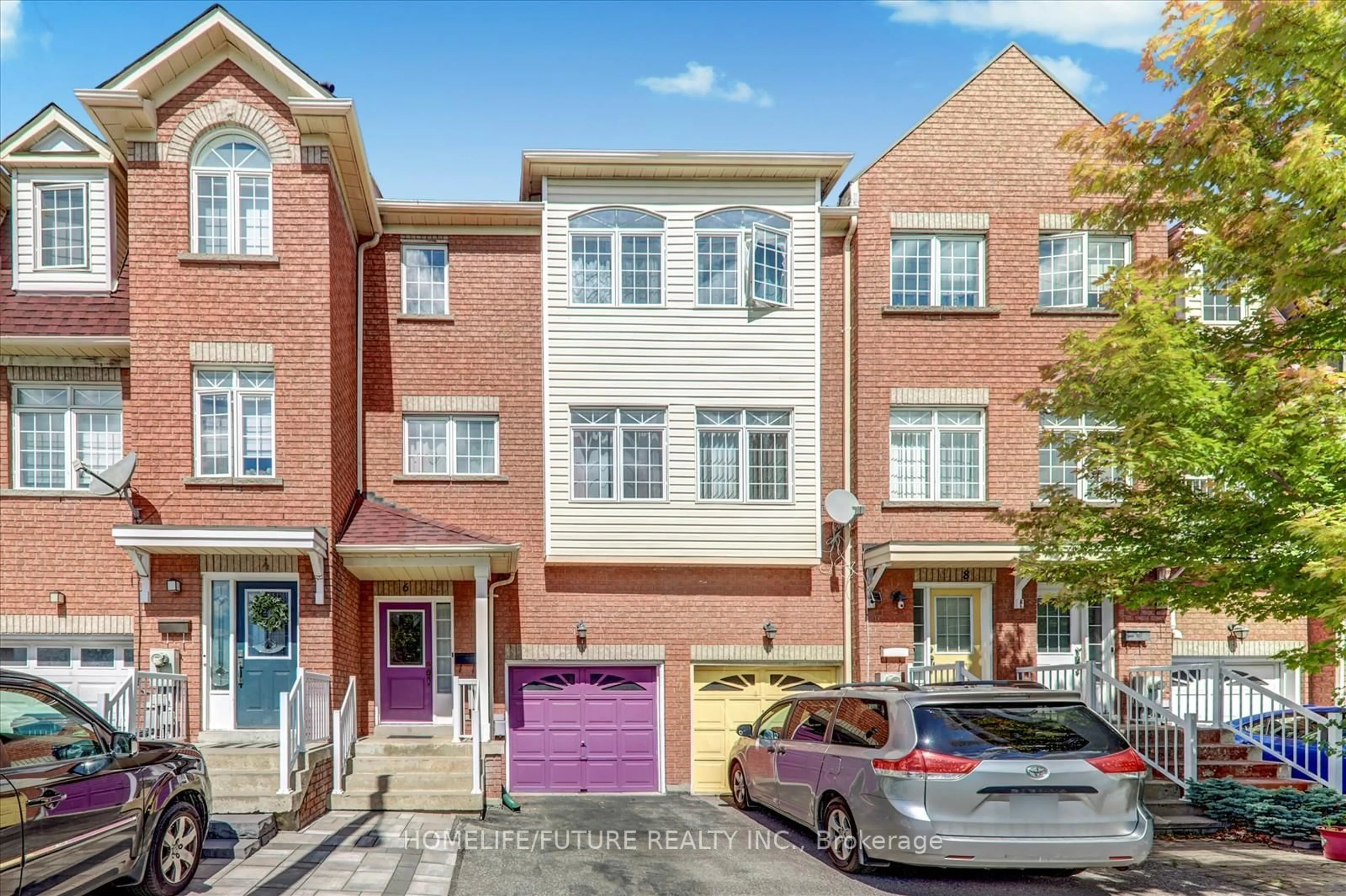 Unknown for 6 Guillet St, Toronto Ontario M4B 3N8