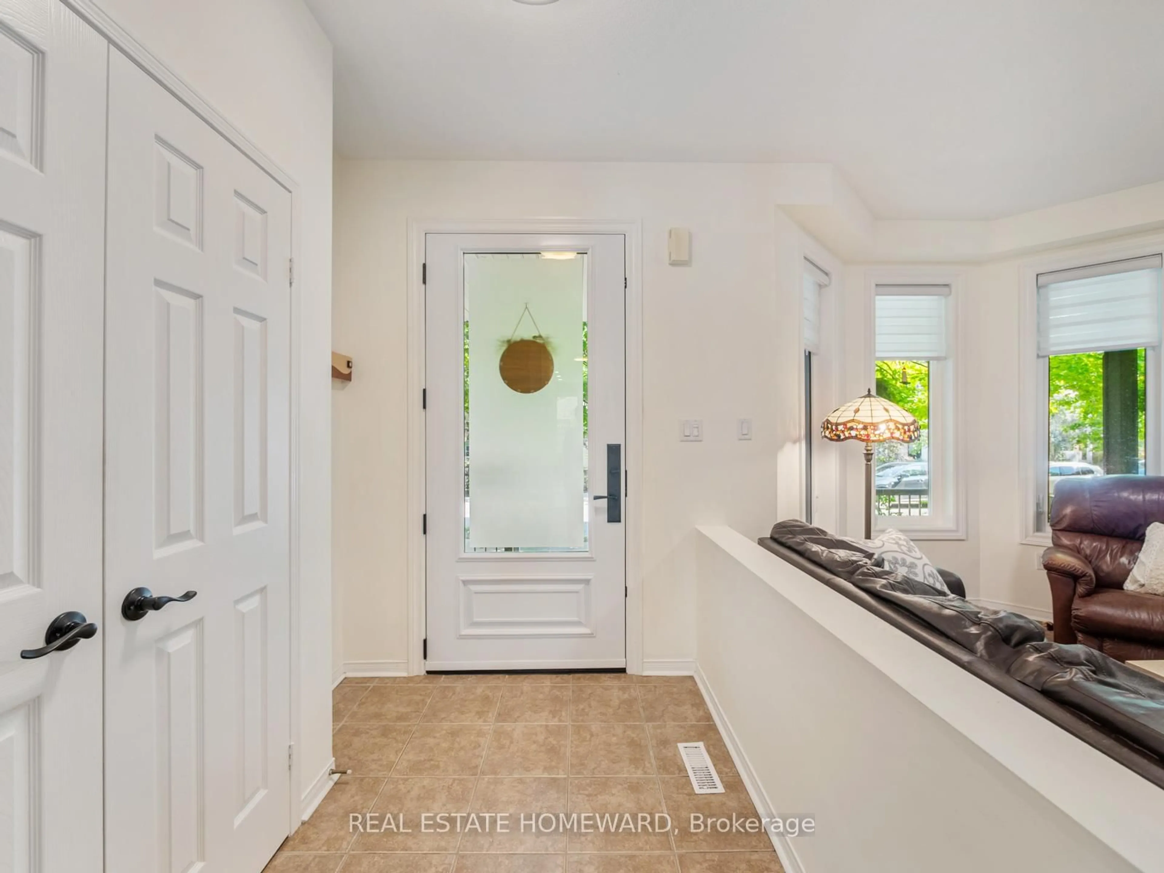 Indoor entryway for 54 Crossovers St, Toronto Ontario M4E 3X4