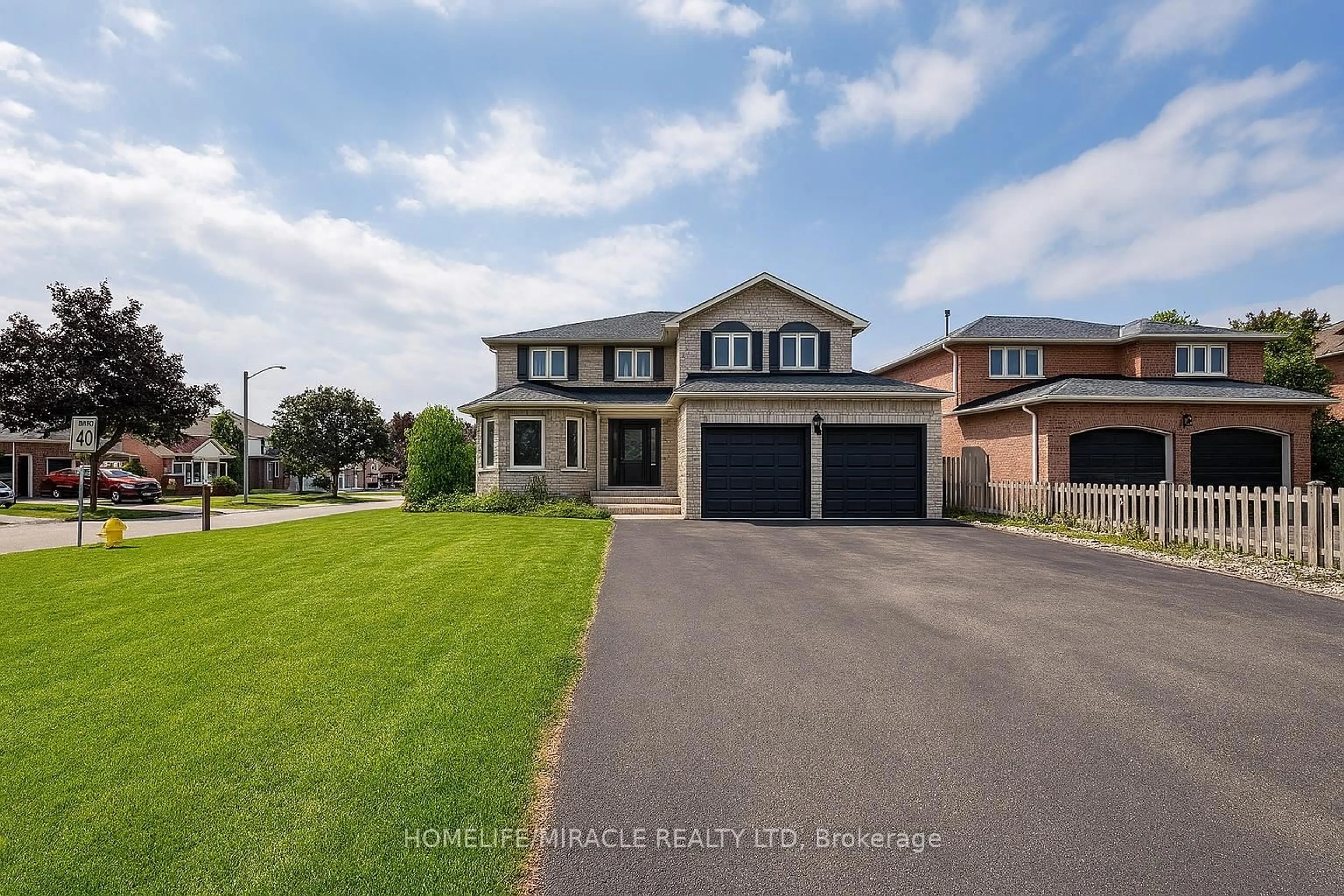 Unknown for 922 Snowbird St, Oshawa Ontario L1J 8J8
