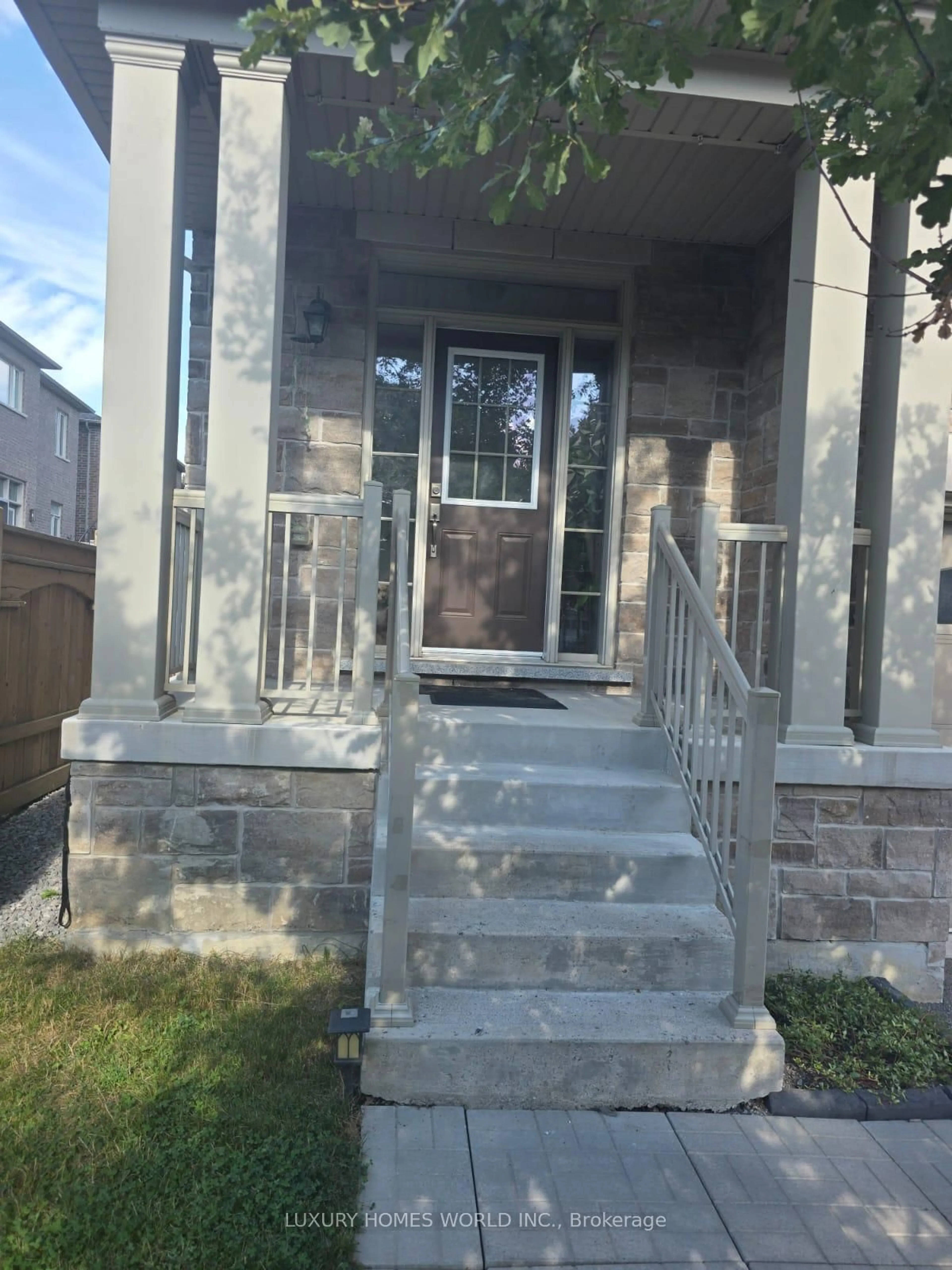 Unknown for 9 Coates Of Arms Lane, Ajax Ontario L1T 3S2