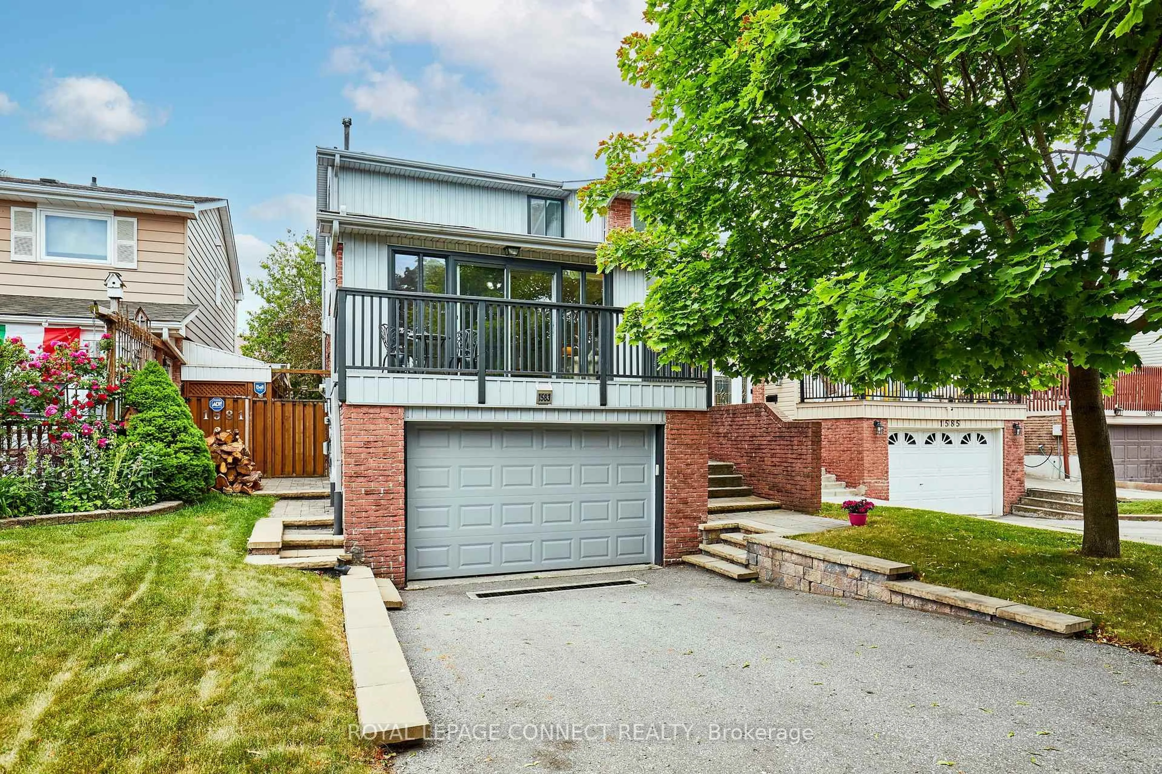 Home with brick exterior material, street for 1583 Alwin Circ, Pickering Ontario L1V 2W1