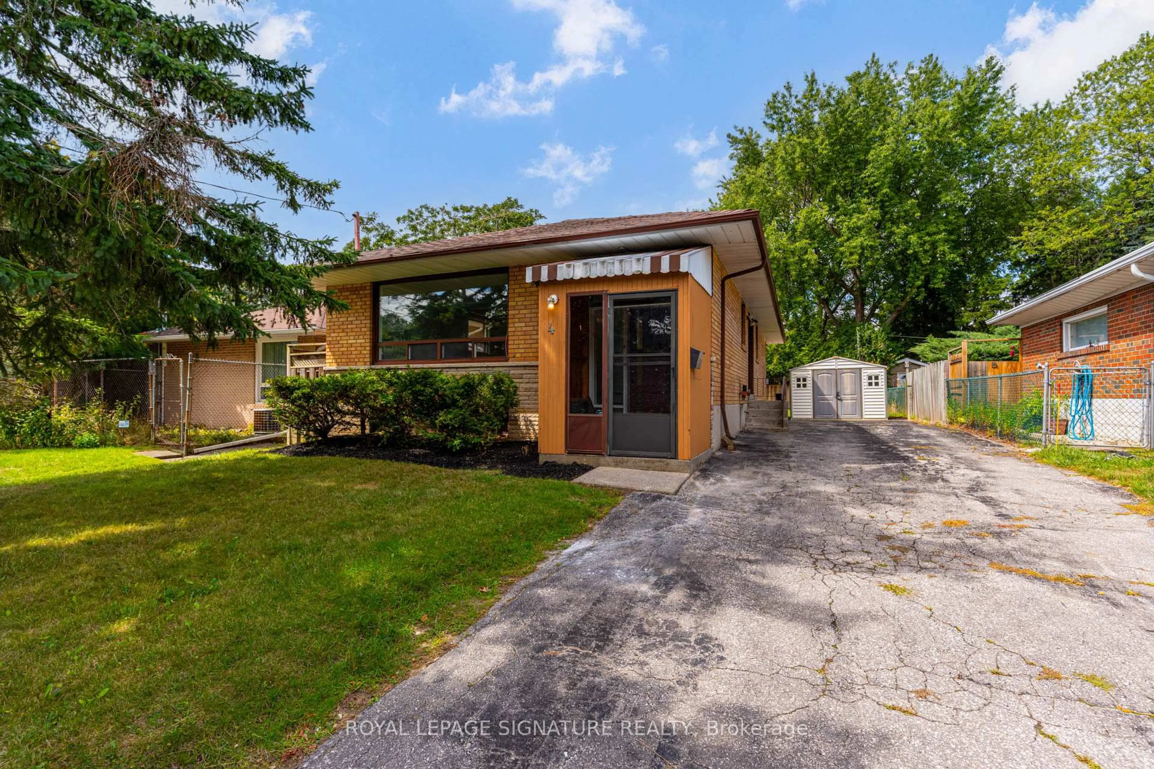 Unknown for 4 Stillbrook Crt, Toronto Ontario M1E 3W7