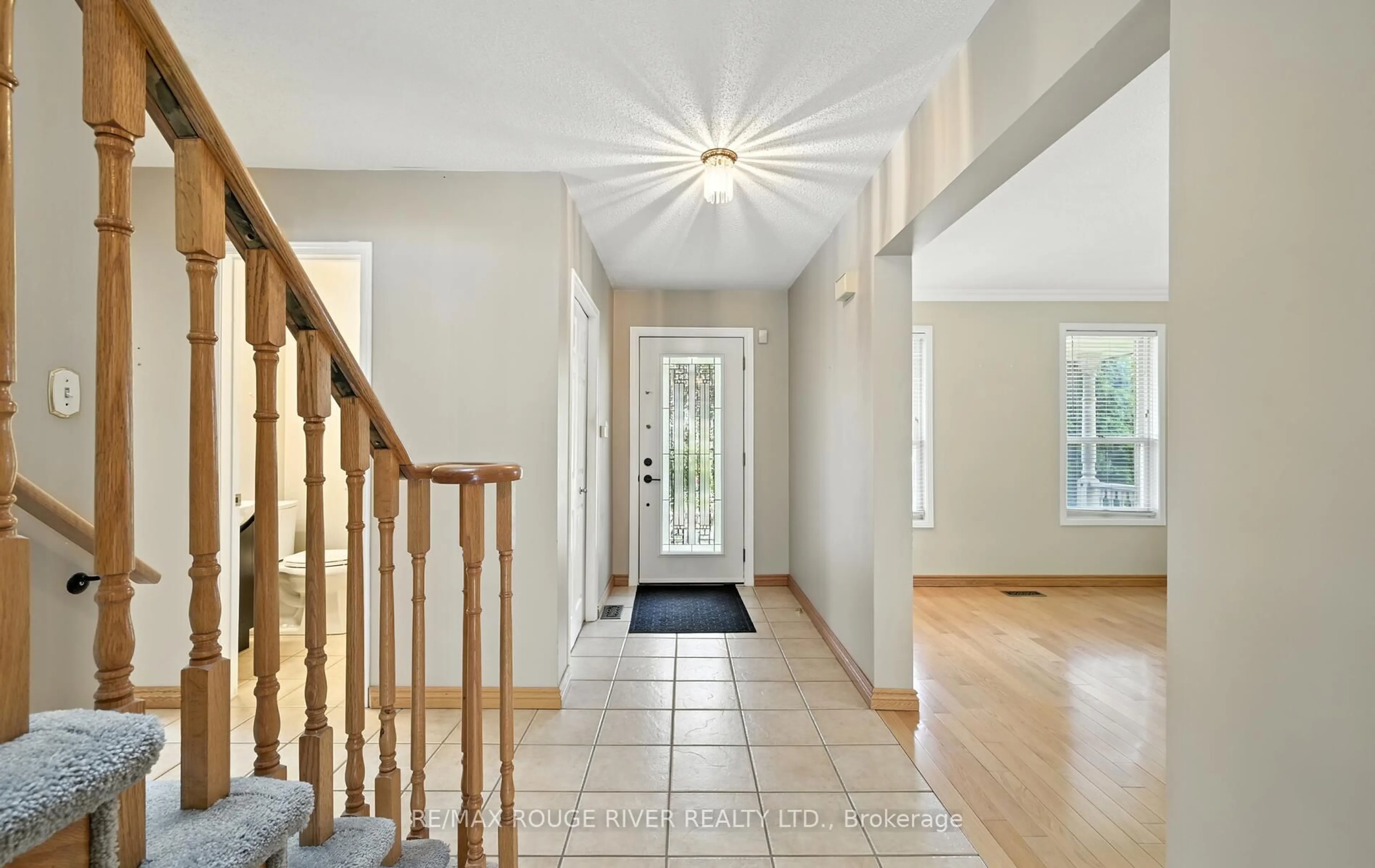 Unknown for 575 Dunrobin Crt, Oshawa Ontario L1J 7P4
