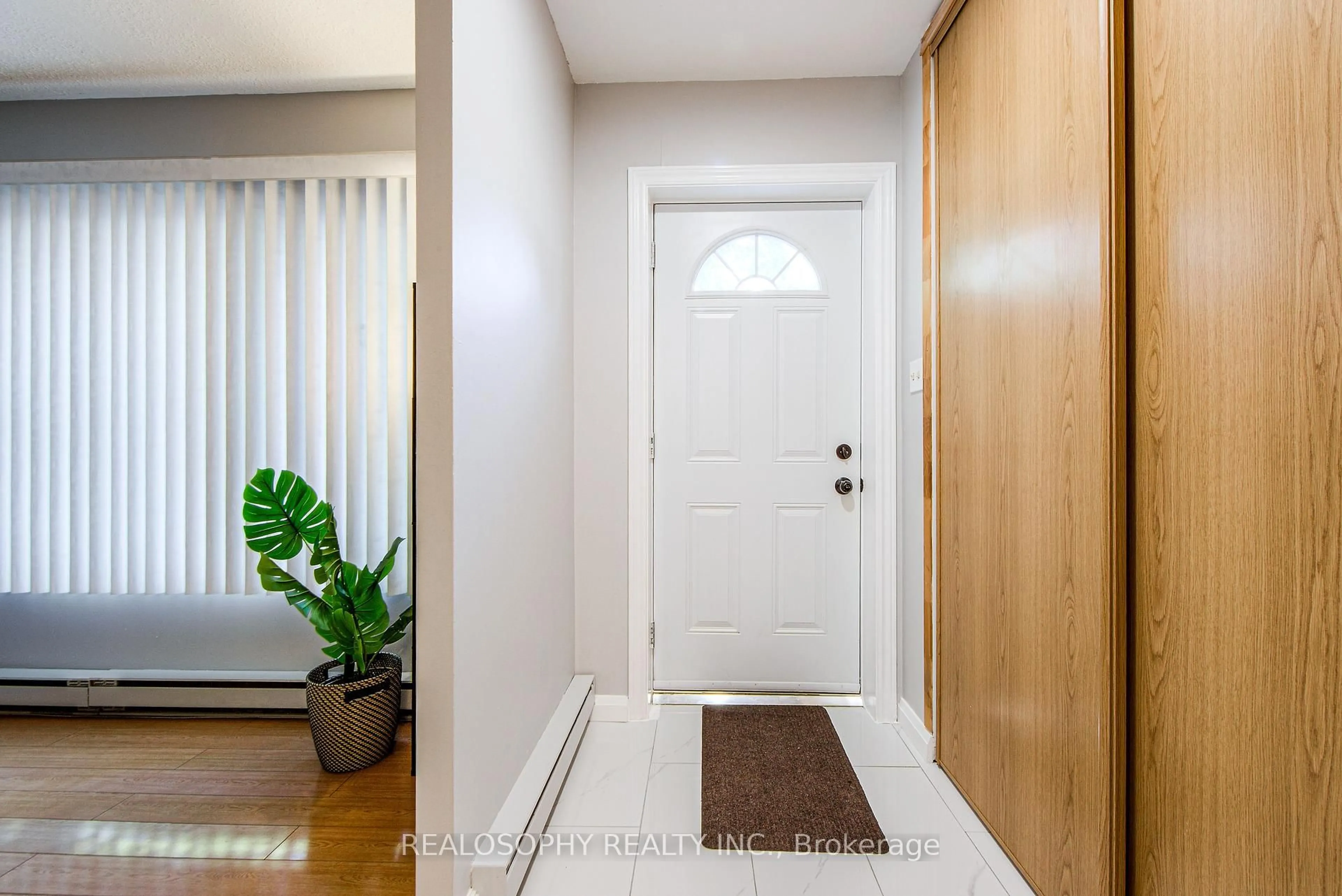 Indoor entryway for 91 Muir Dr #85, Toronto Ontario M1M 3T7