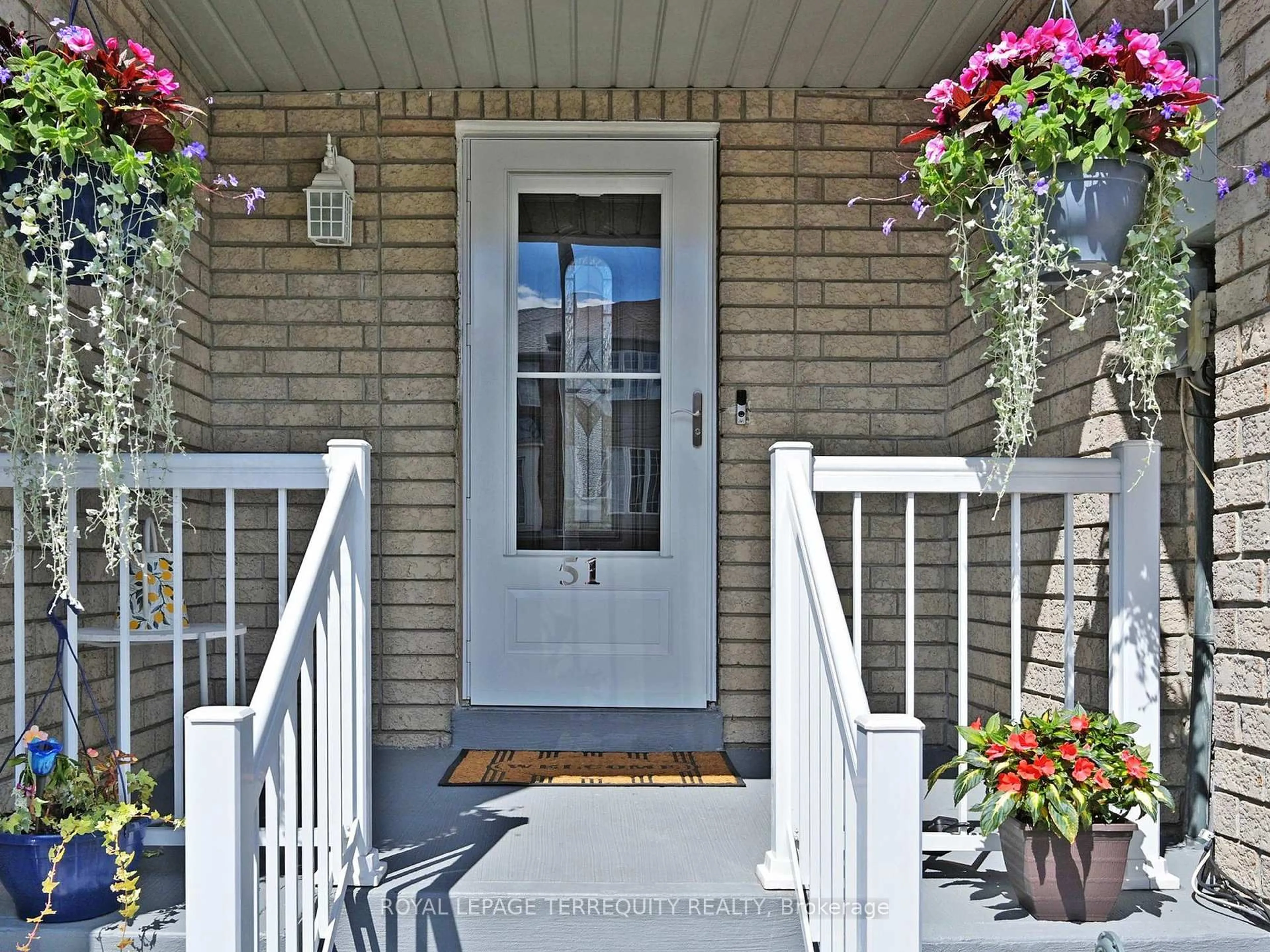 Indoor entryway for 51 Tasker Cres, Ajax Ontario L1Z 1N8