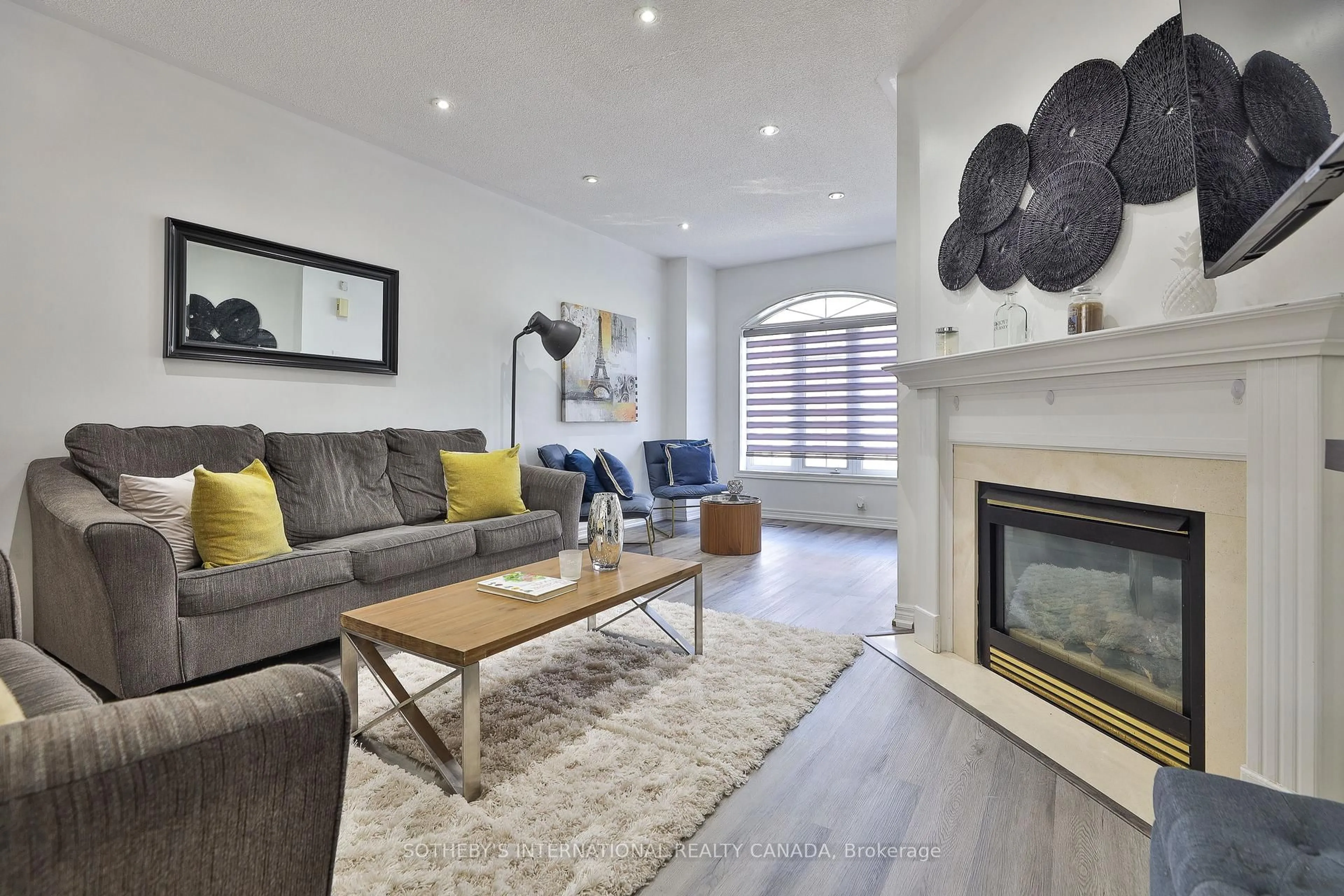 Living room with furniture, unknown for 1330 Altona Rd #21, Pickering Ontario L1V 7E8