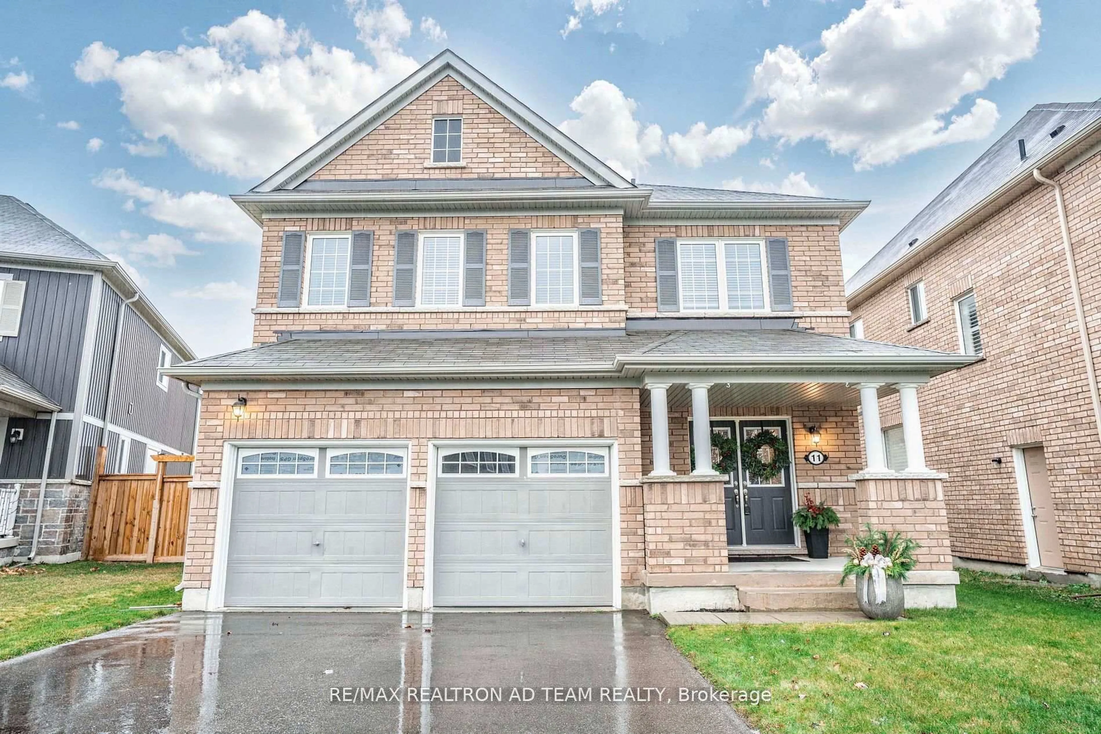 Home with brick exterior material, street for 11 Kilpatrick Crt, Clarington Ontario L1C 0V1