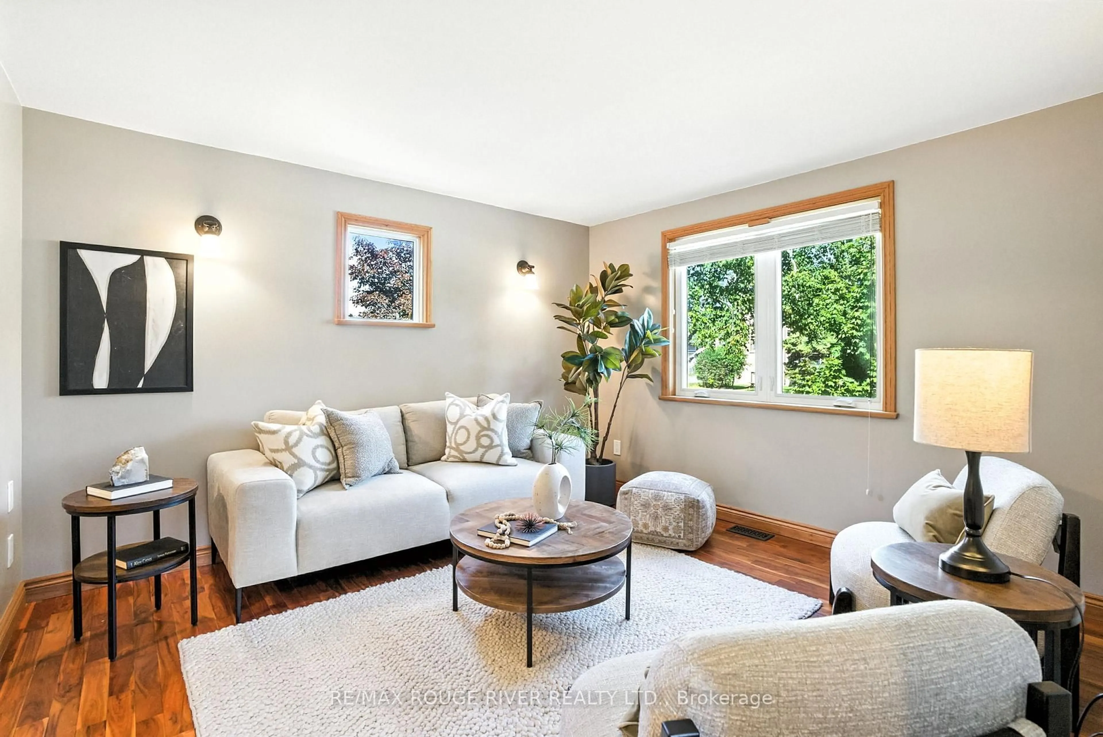 Living room with furniture, unknown for 67 Orchard View Blvd, Oshawa Ontario L1G 3N8