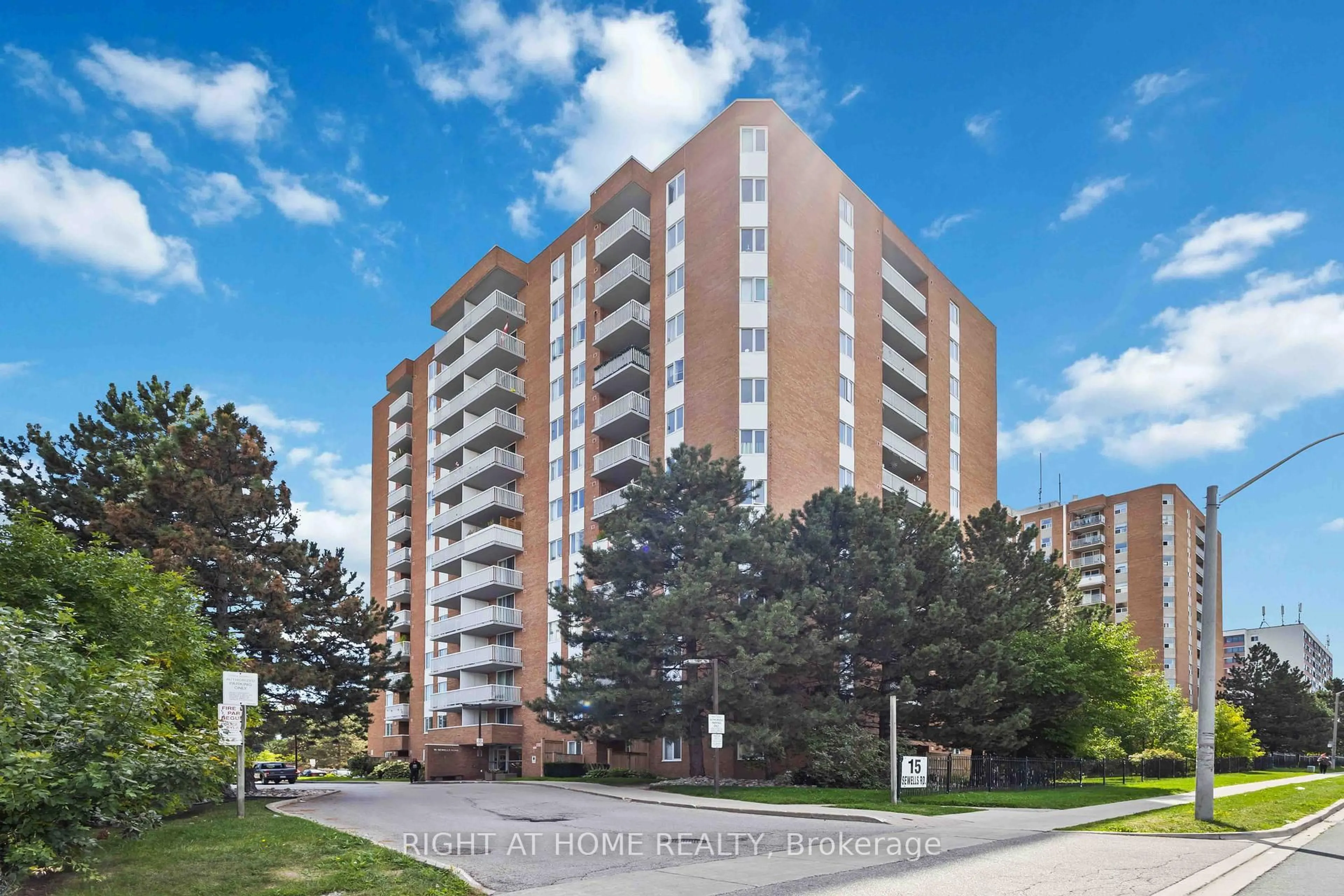 Unknown for 15 Sewells Rd #401, Toronto Ontario M1B 3V7