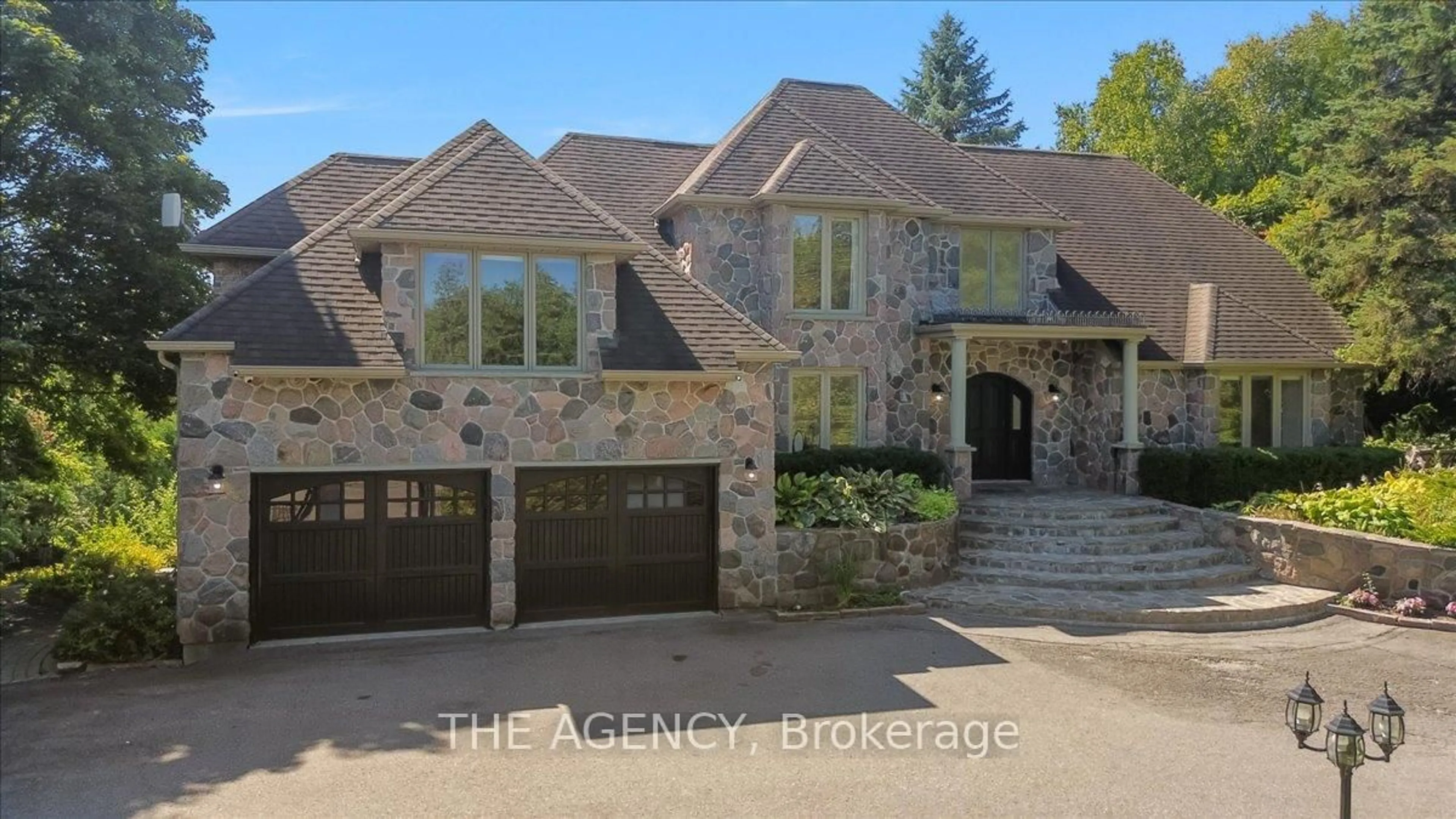 Home with brick exterior material, street for 445 Townline Rd, Whitby Ontario L0B 1J0
