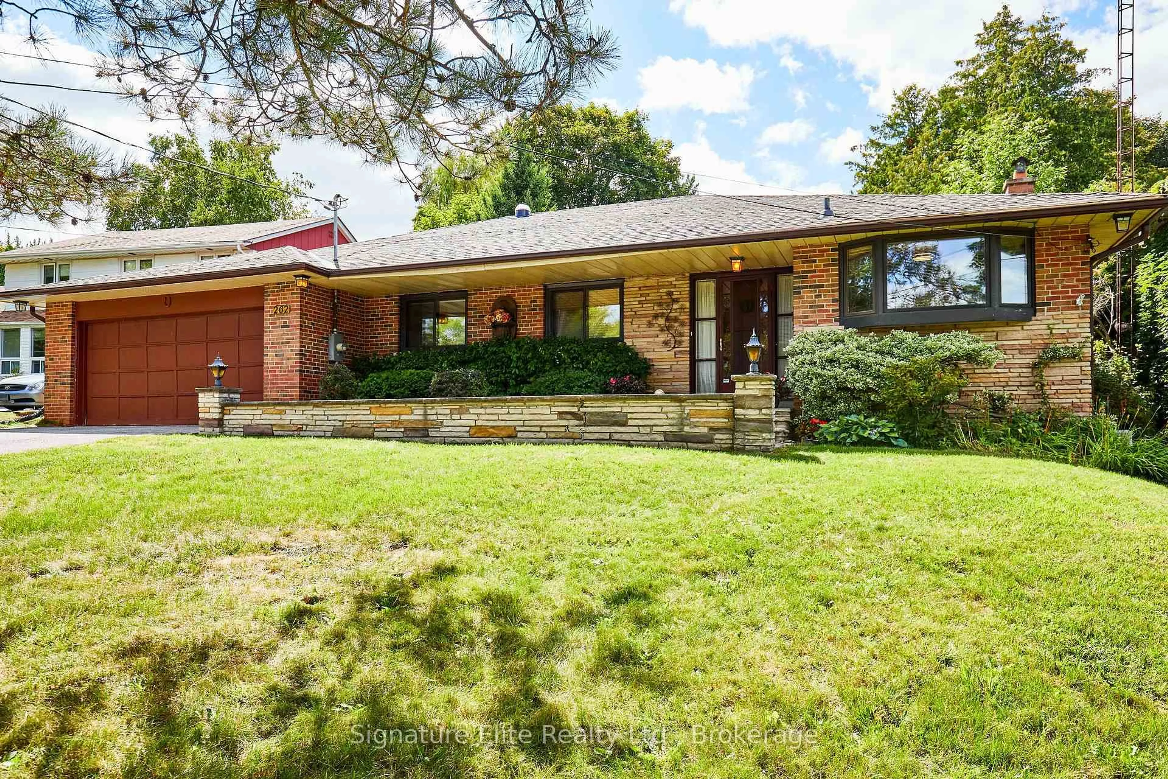 Home with brick exterior material, unknown for 262 Bellamy Rd, Toronto Ontario M1J 2M2