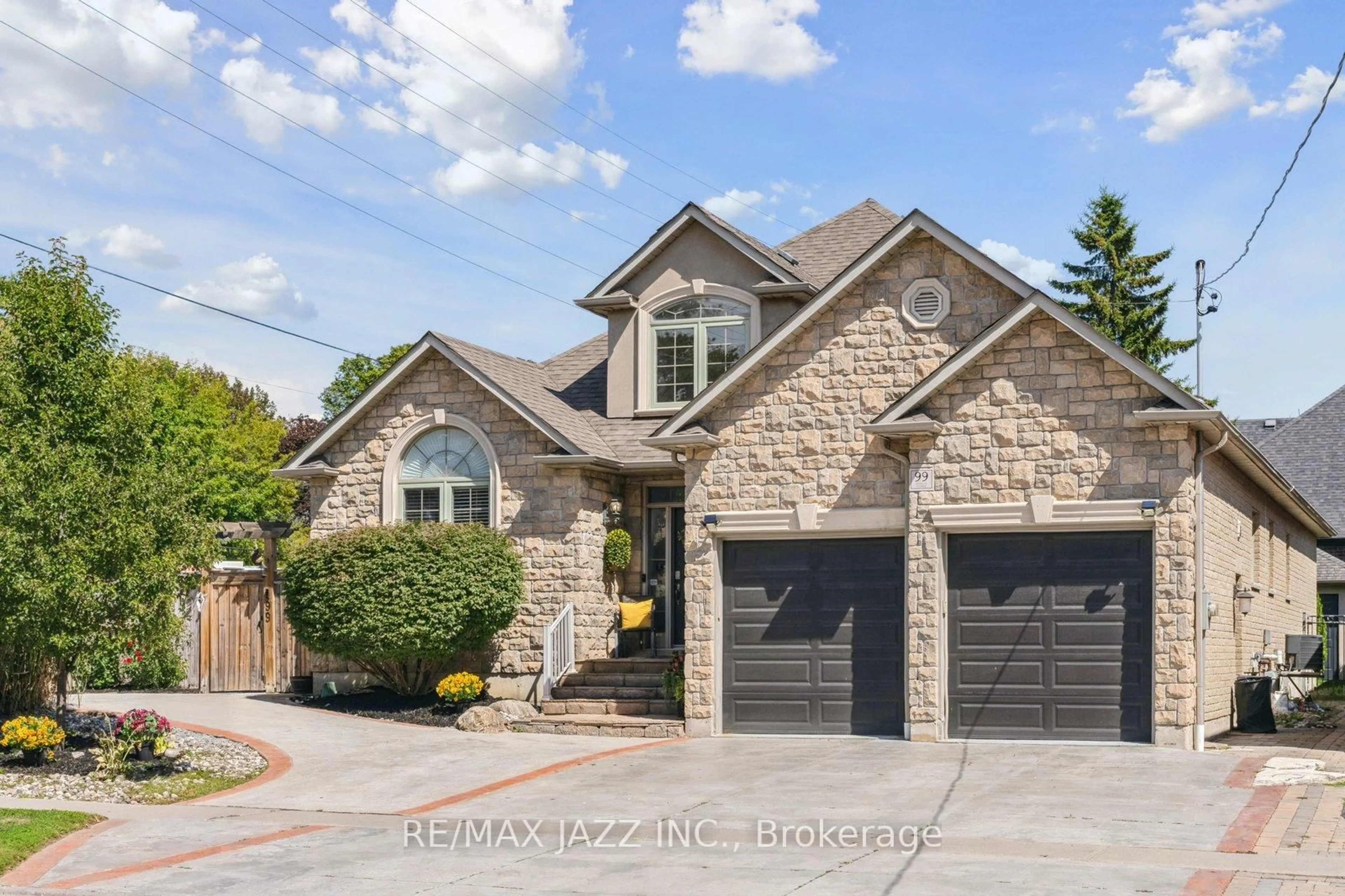 Home with brick exterior material, street for 99 Bell Dr, Whitby Ontario L1N 2T1