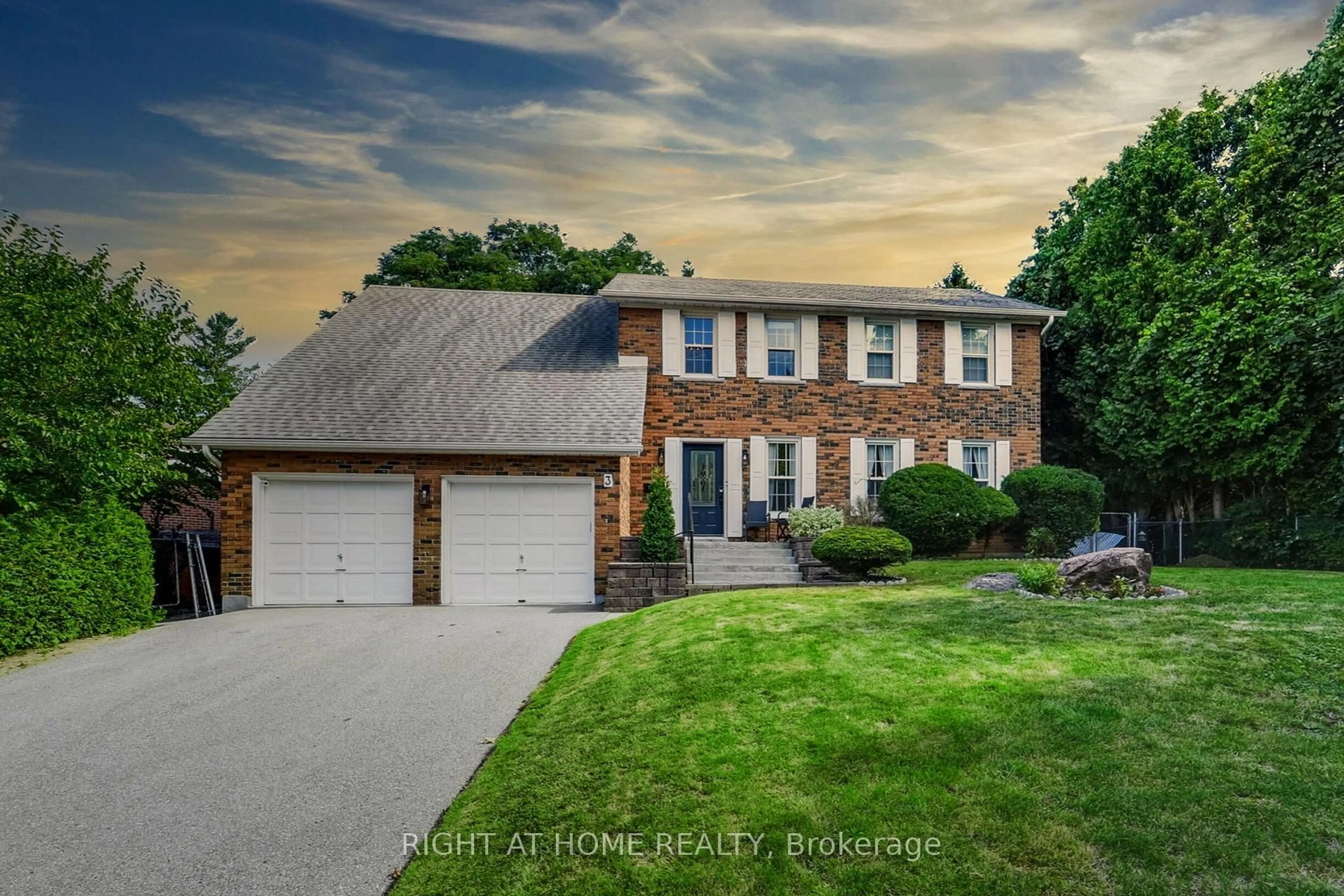 A pic from outside/outdoor area/front of a property/back of a property/a pic from drone, street for 3 Jean Dempsey Gate, Toronto Ontario M1C 3C1