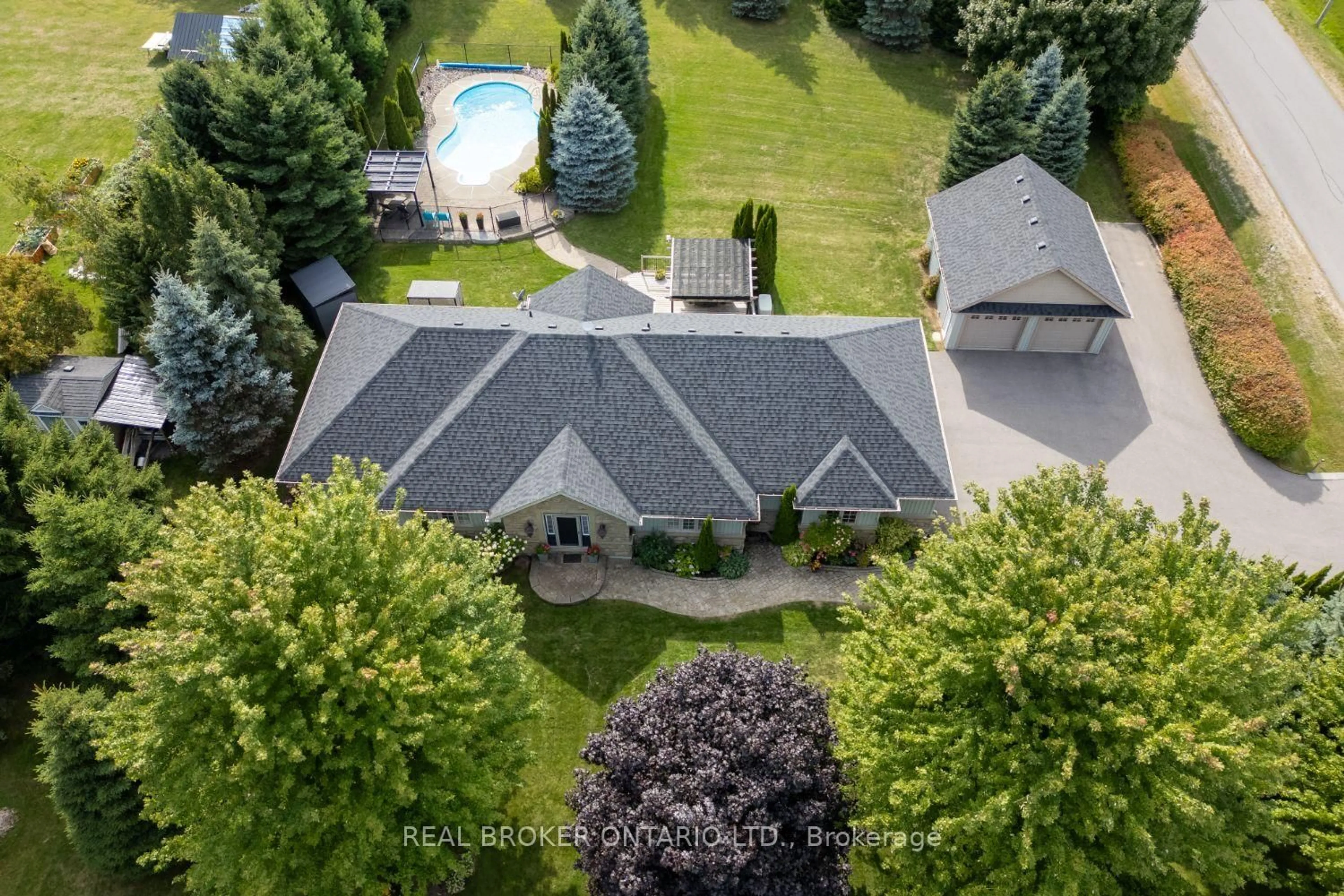 A pic from outside/outdoor area/front of a property/back of a property/a pic from drone, unknown for 8360 Old Scugog Rd, Clarington Ontario L0B 1J0