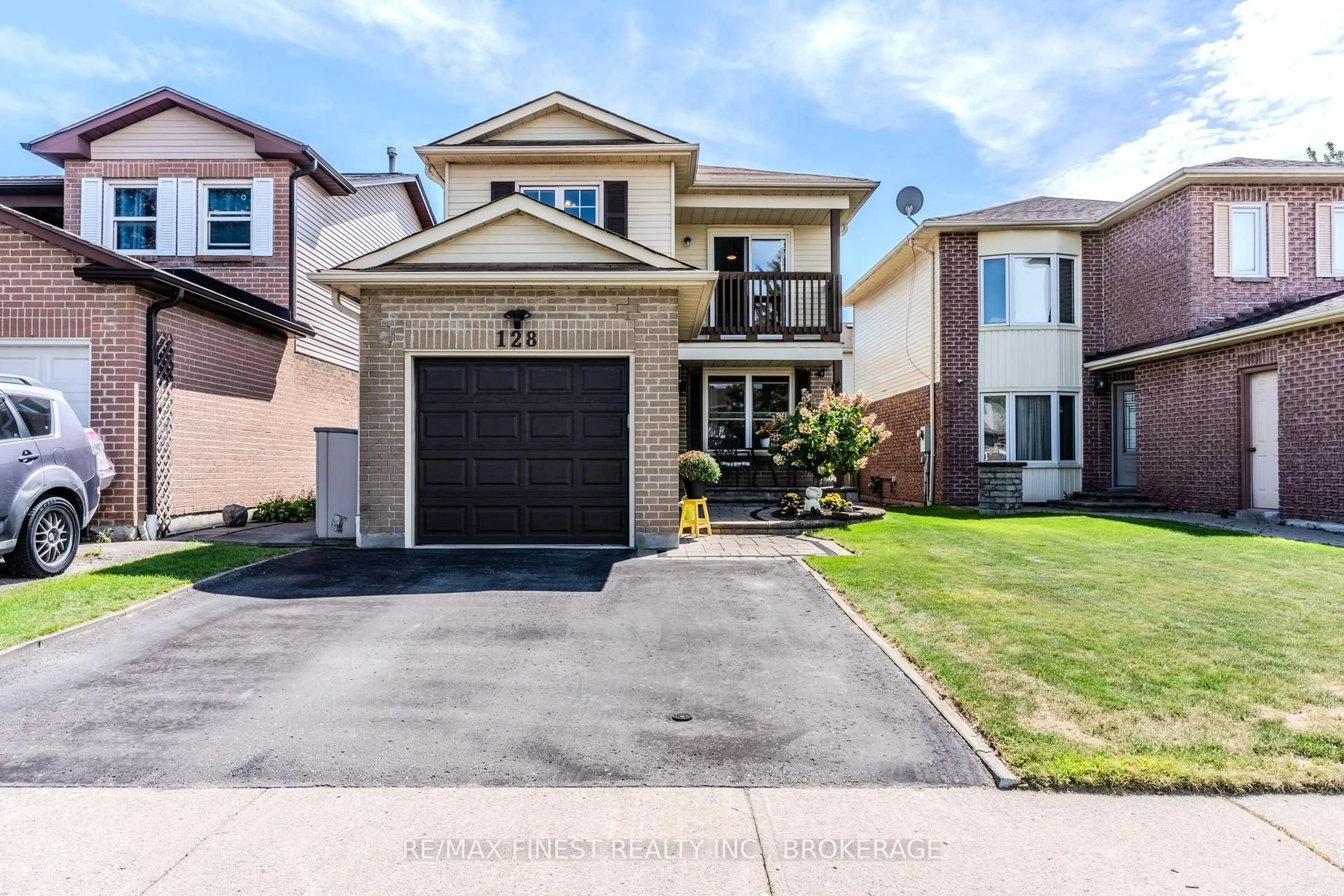 Unknown for 128 Reed Dr, Ajax Ontario L1S 6V2