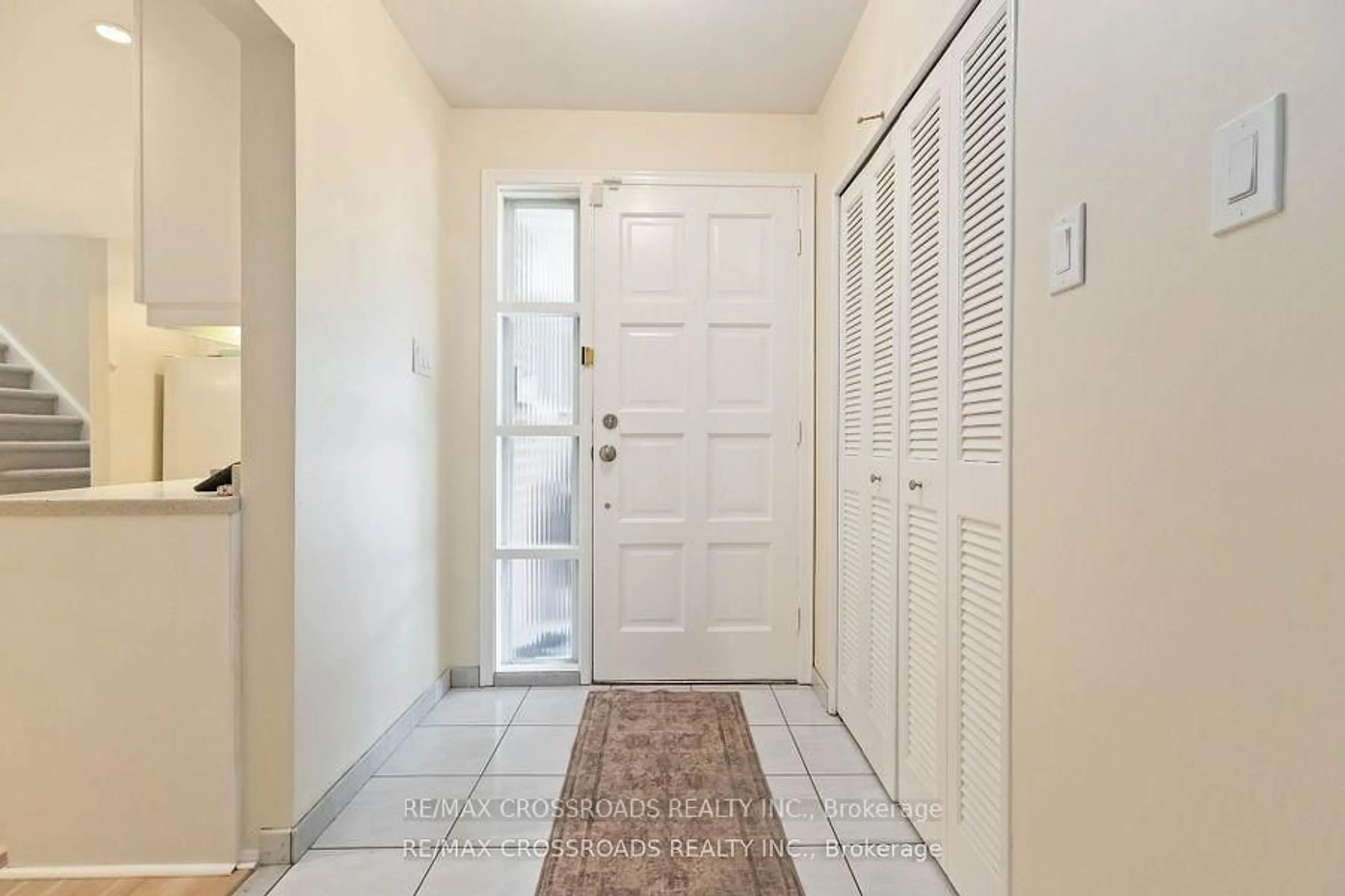 Indoor entryway for 3 Bowater Dr, Toronto Ontario M1T 1T1