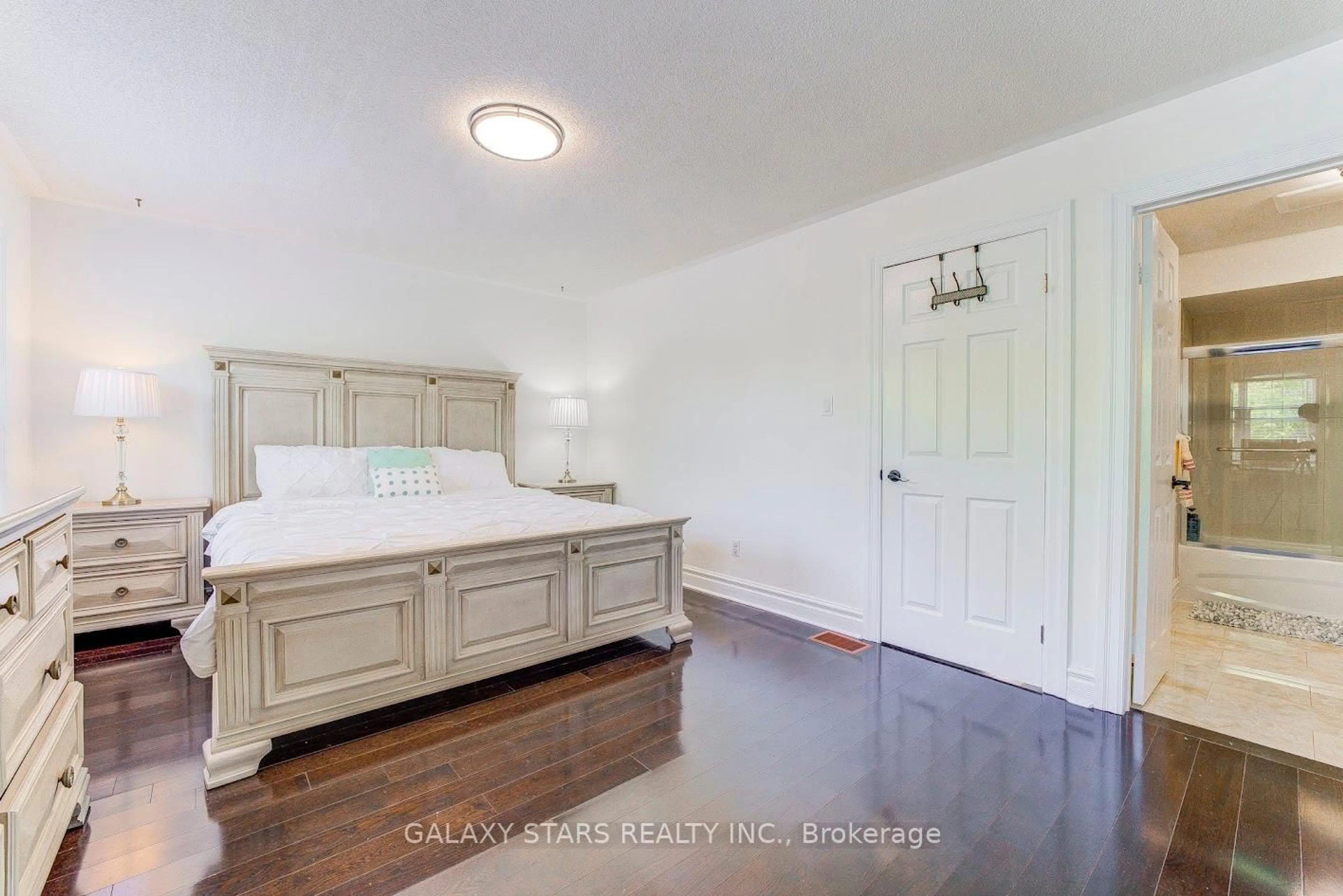 Unknown for 45 Booth Cres, Ajax Ontario L1Z 1H6