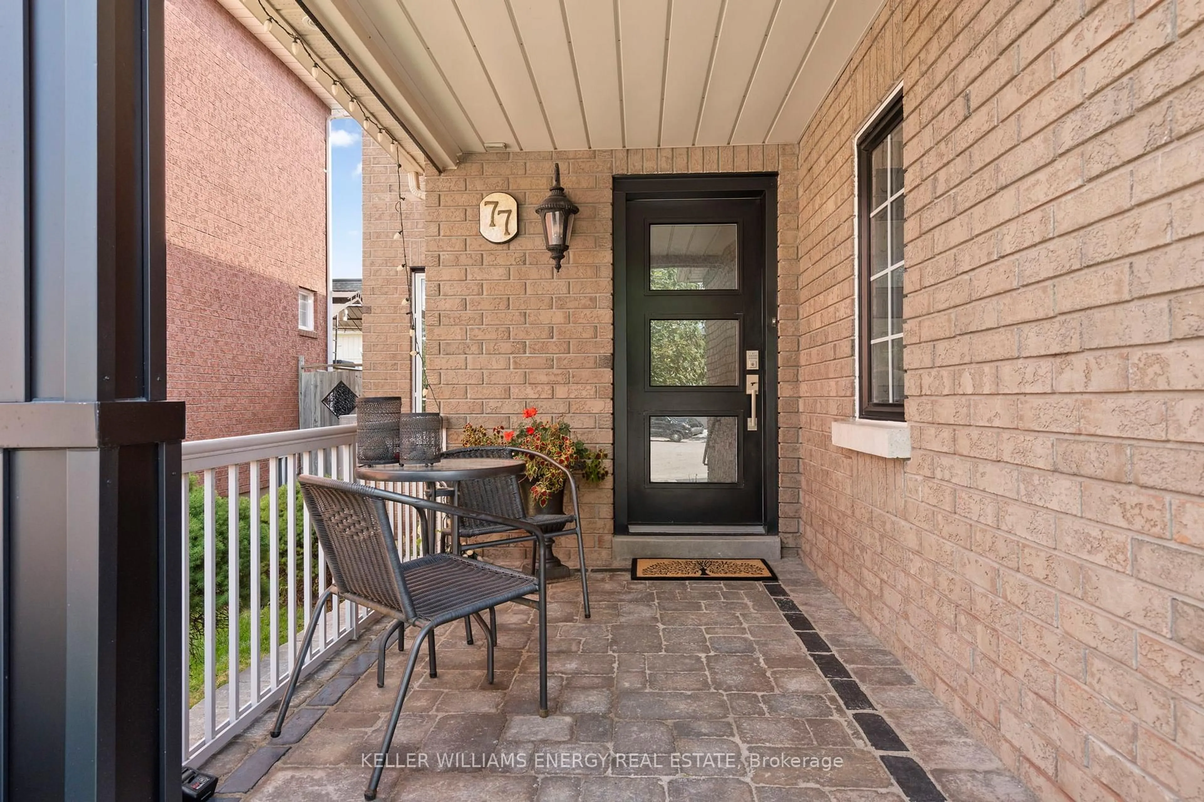 Unknown for 77 James Rowe Crt, Whitby Ontario L1R 2Y3