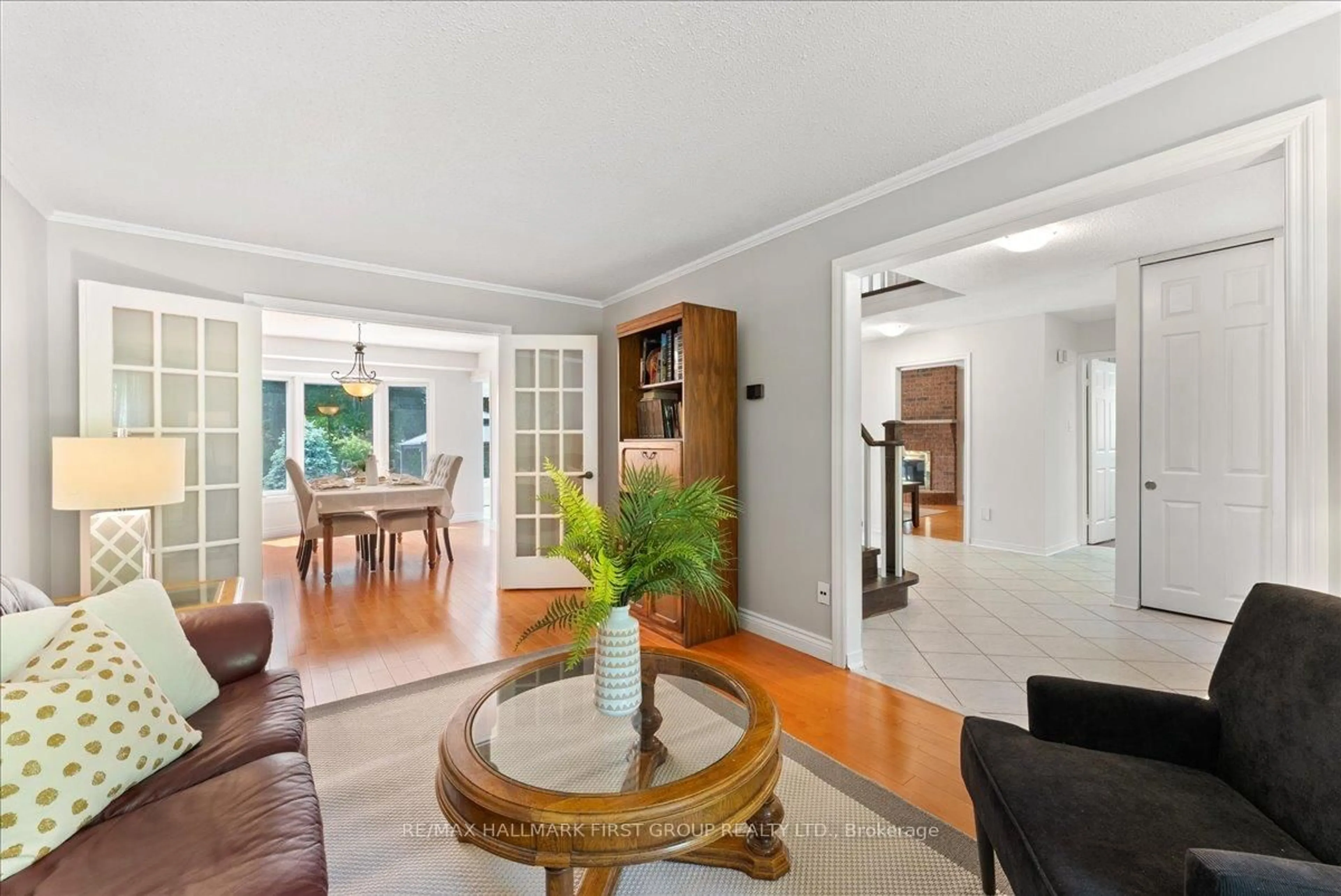 Unknown for 2098 Liverpool Rd, Pickering Ontario L1X 1C9
