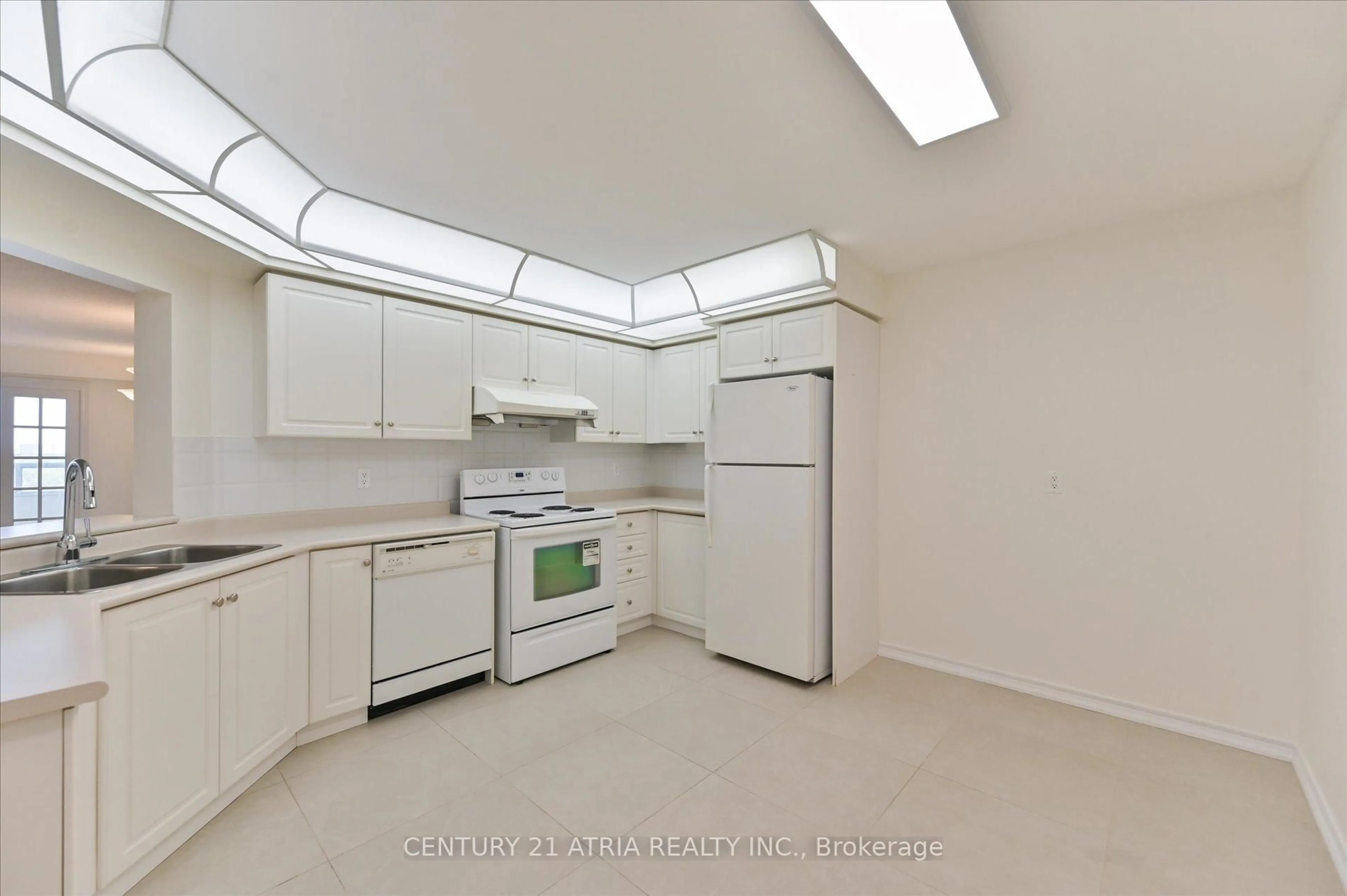 Standard kitchen, unknown for 228 Bonis Ave #1712, Toronto Ontario M1T 3W4