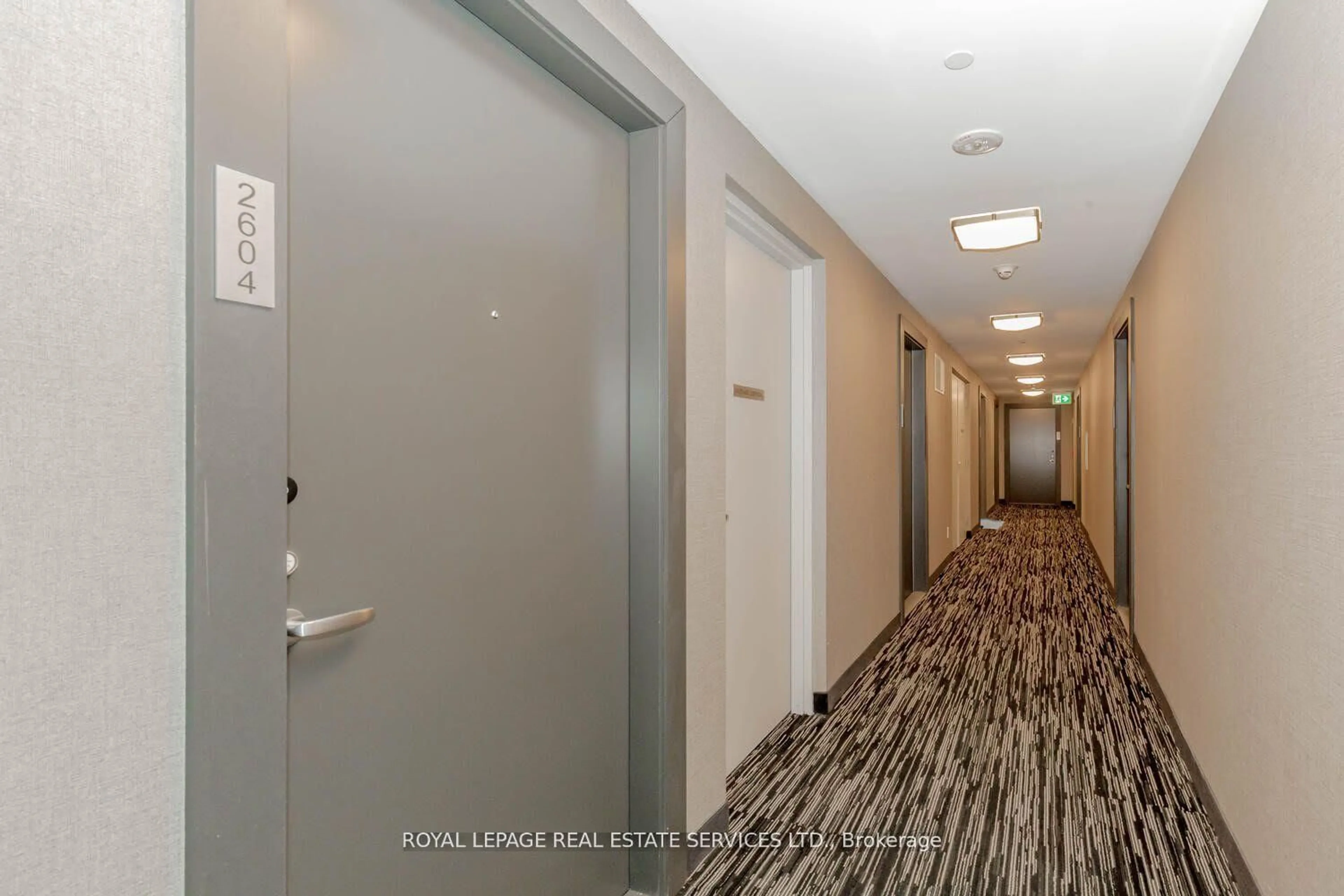 Indoor foyer for 286 Main St #2604, Toronto Ontario M4C 0B3